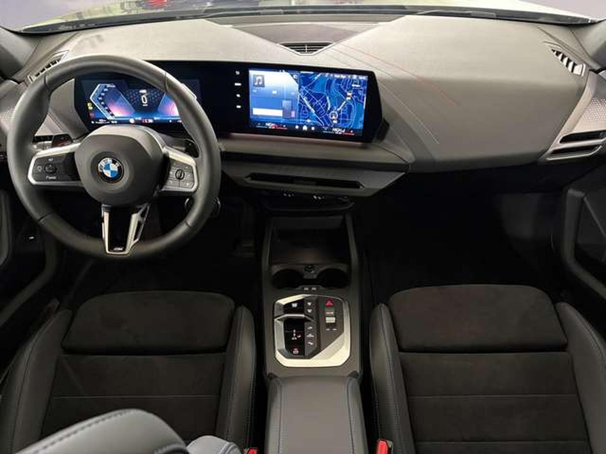 BMW 120 d HK HiFi DAB LED Komfortzg. (2025) - Foto 6