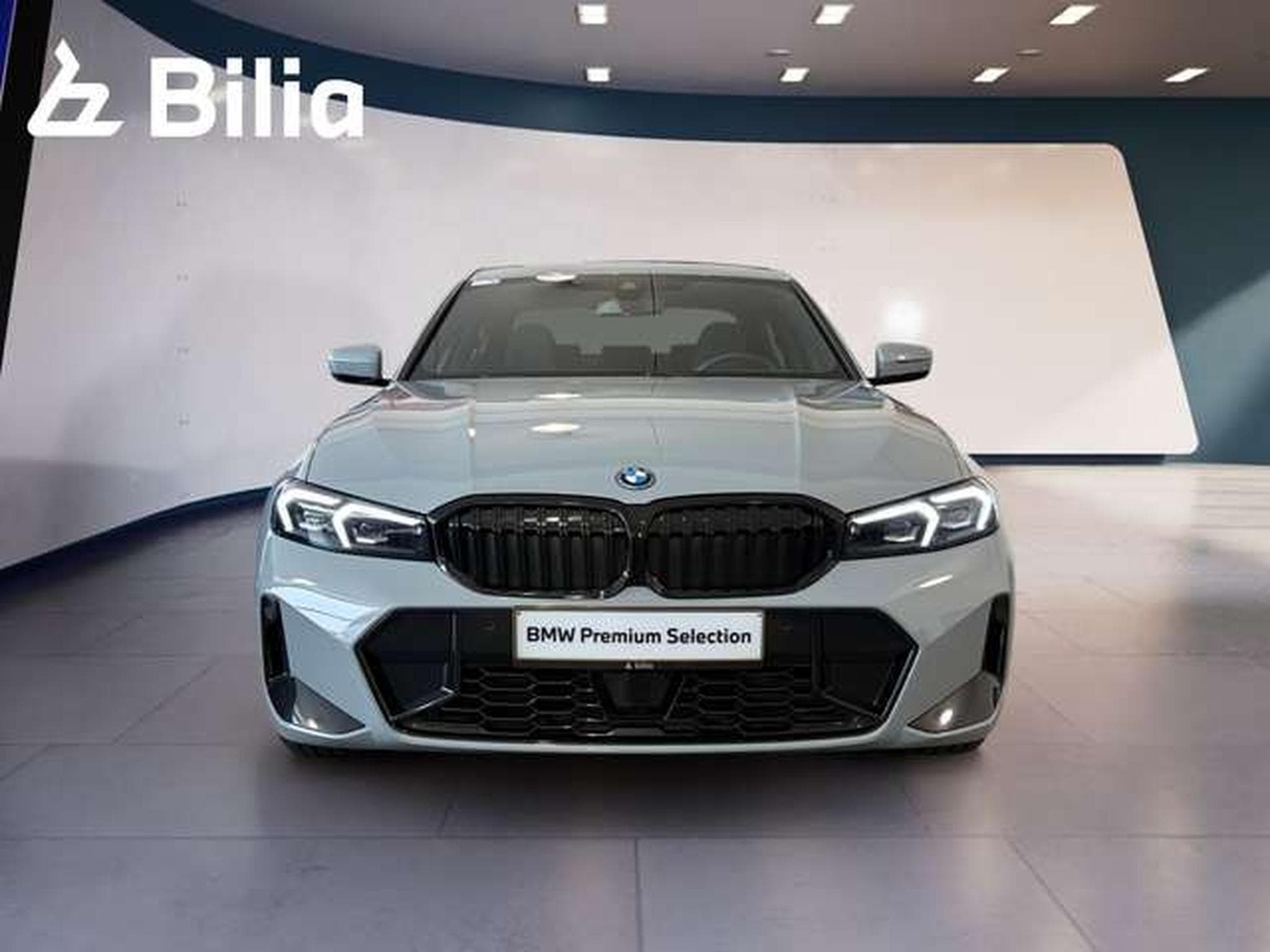 BMW 330 e xDrive HK HiFi DAB LED GSD (2025) - Foto 2