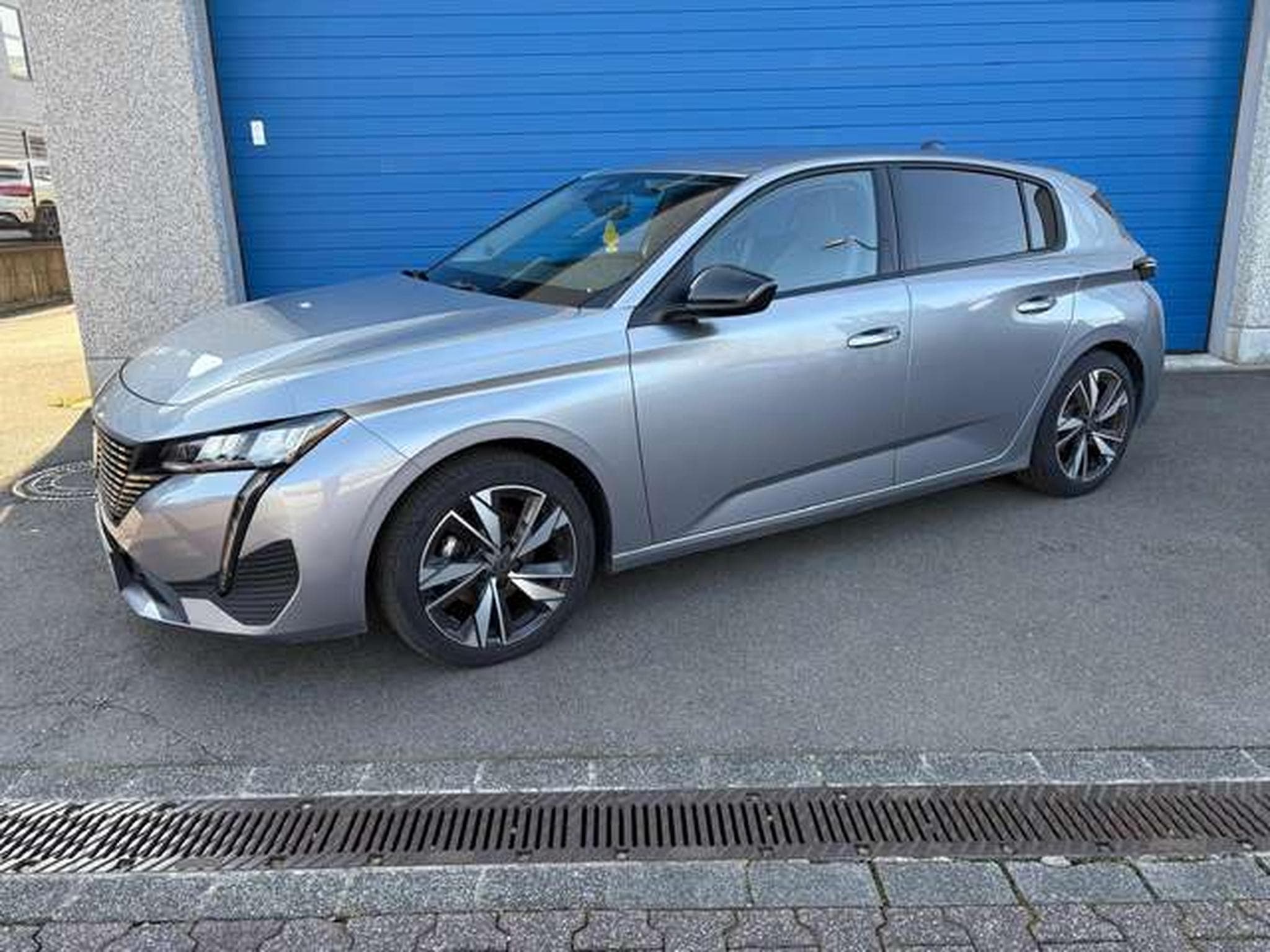 Peugeot 308 308 1.2 PureTech Allure S (2023) - Foto 2