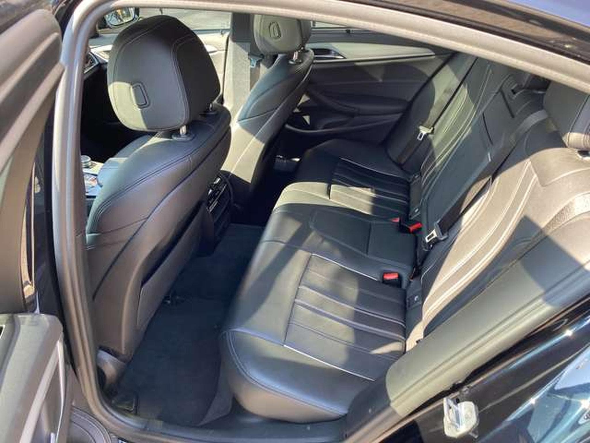 BMW 530 xDrive Hybride Pack M JUSQU'A 48 MOIS DE GARANTIE (2019) - Photo 14