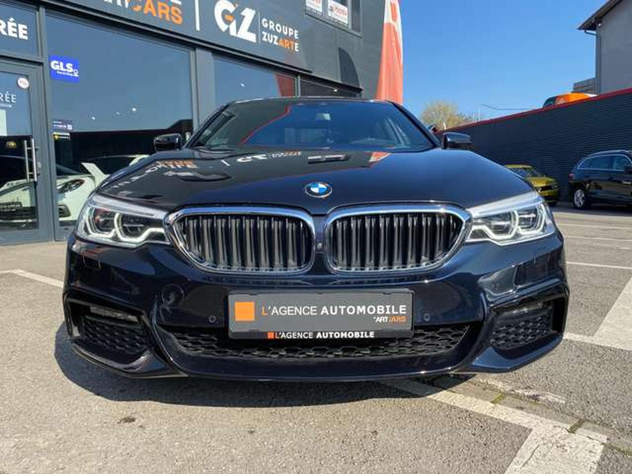 BMW 530 xDrive Hybride Pack M JUSQU'A 48 MOIS DE GARANTIE (2019) - Photo 3