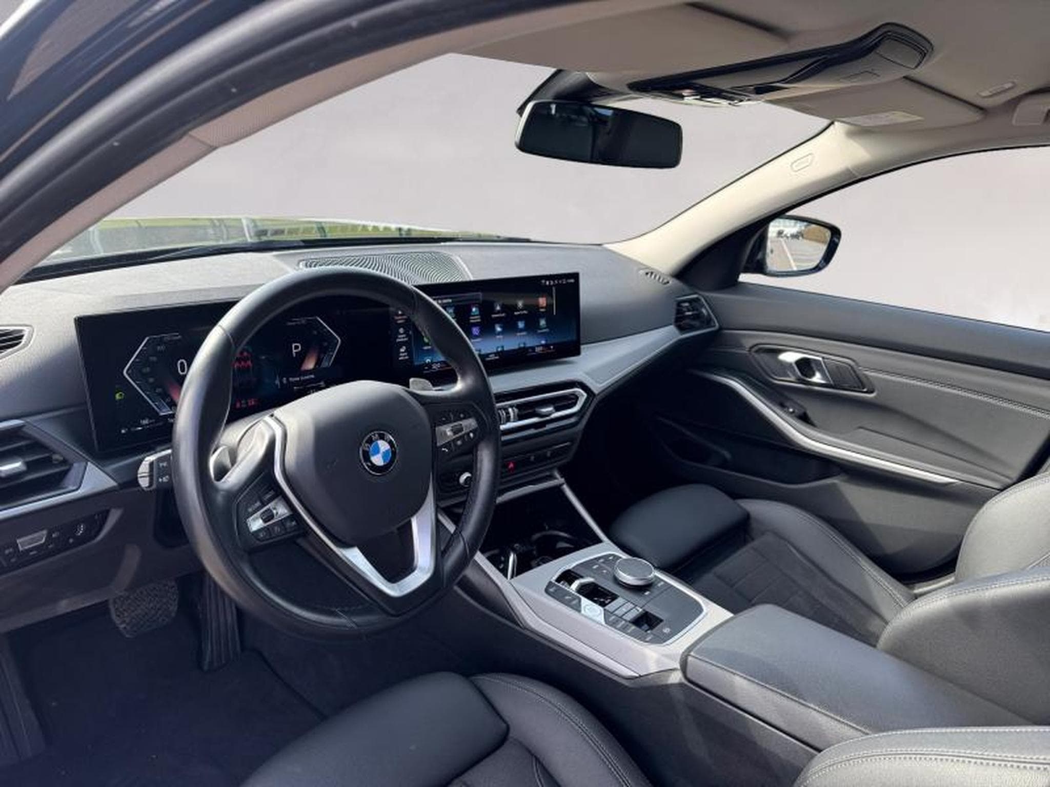 BMW 318 318i Touring (2023) - Foto 6
