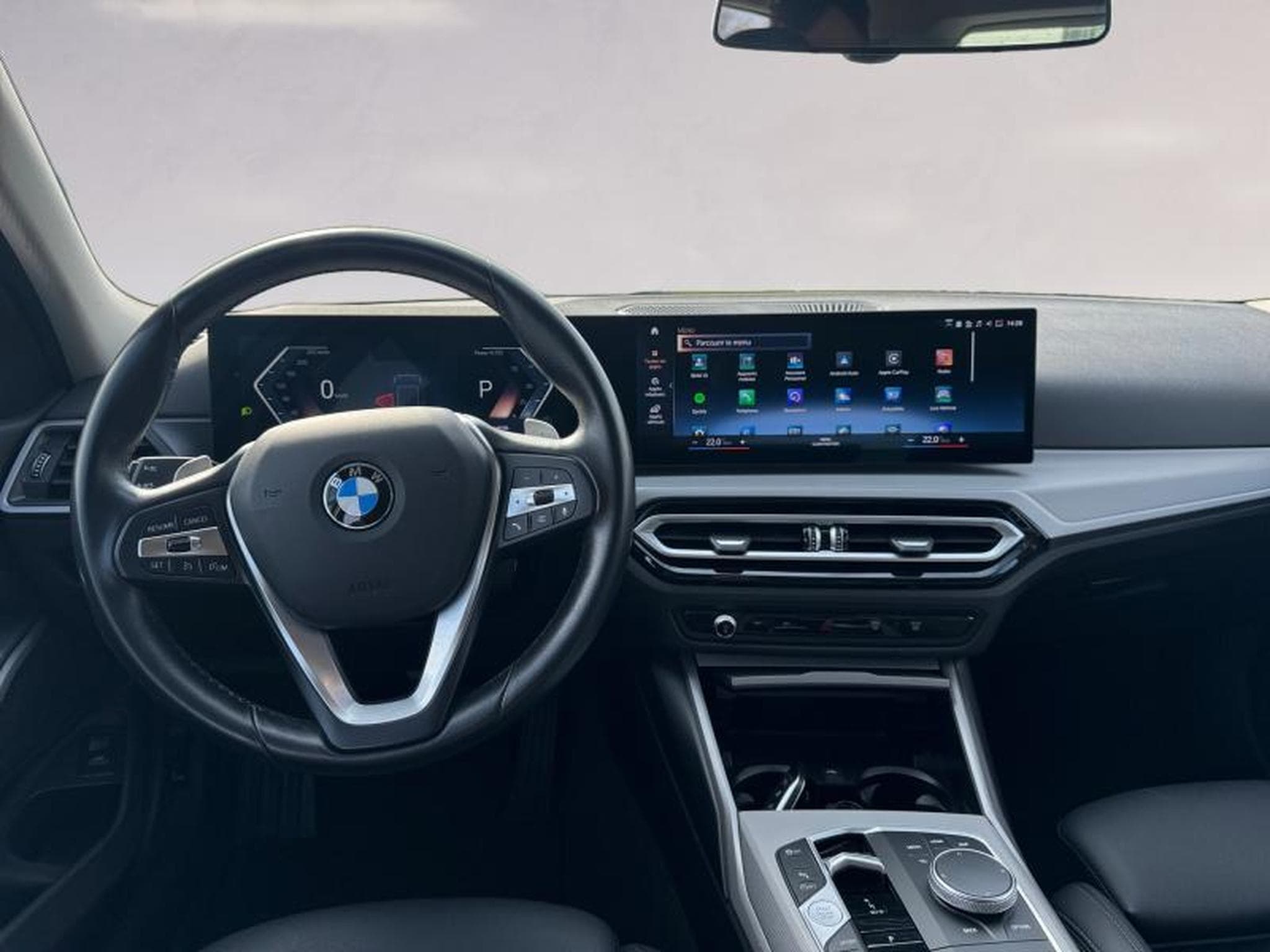 BMW 318 318i Touring (2023) - Foto 7