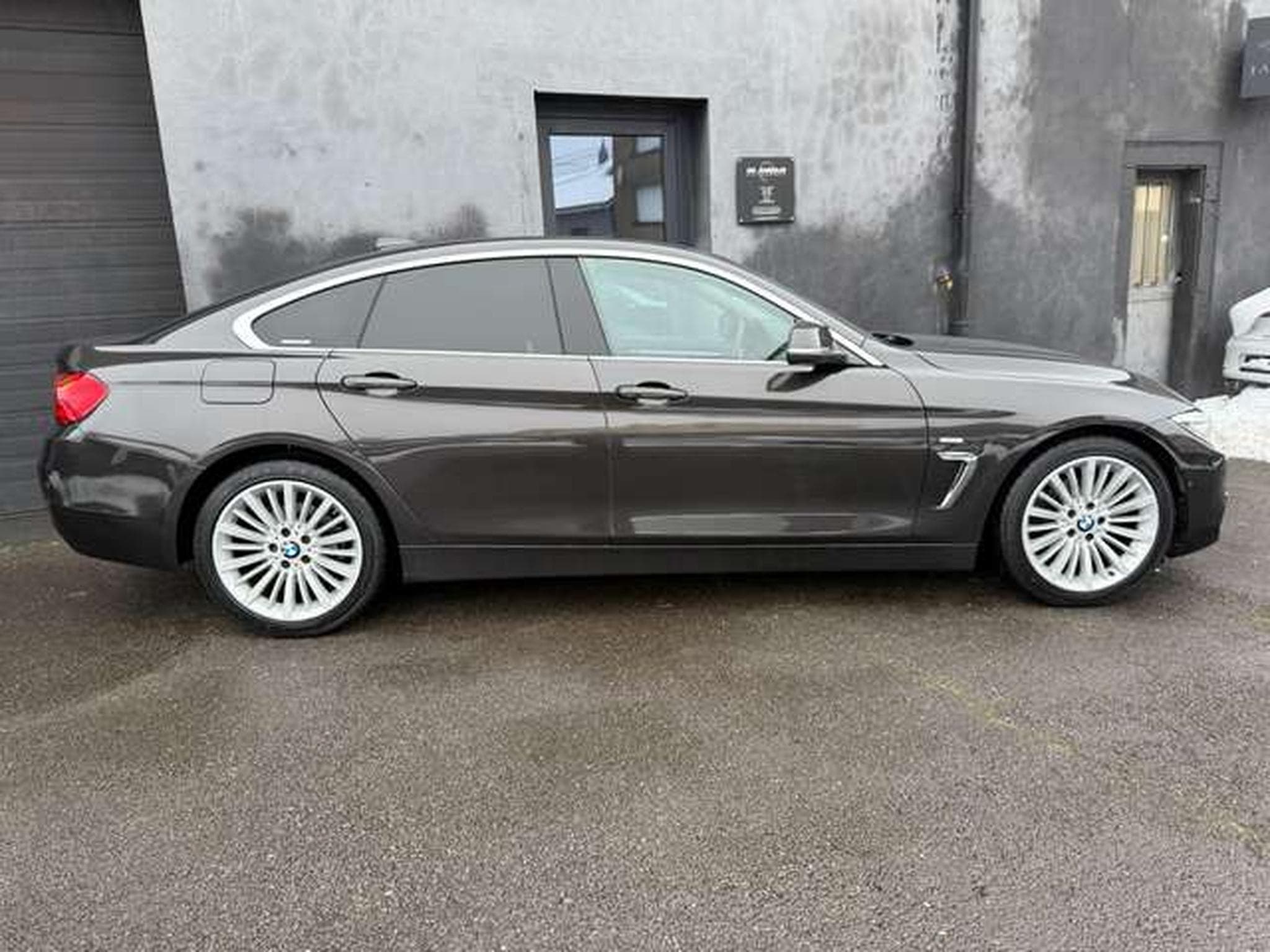 BMW 418 418 d Steptronic (2015) - Foto 10