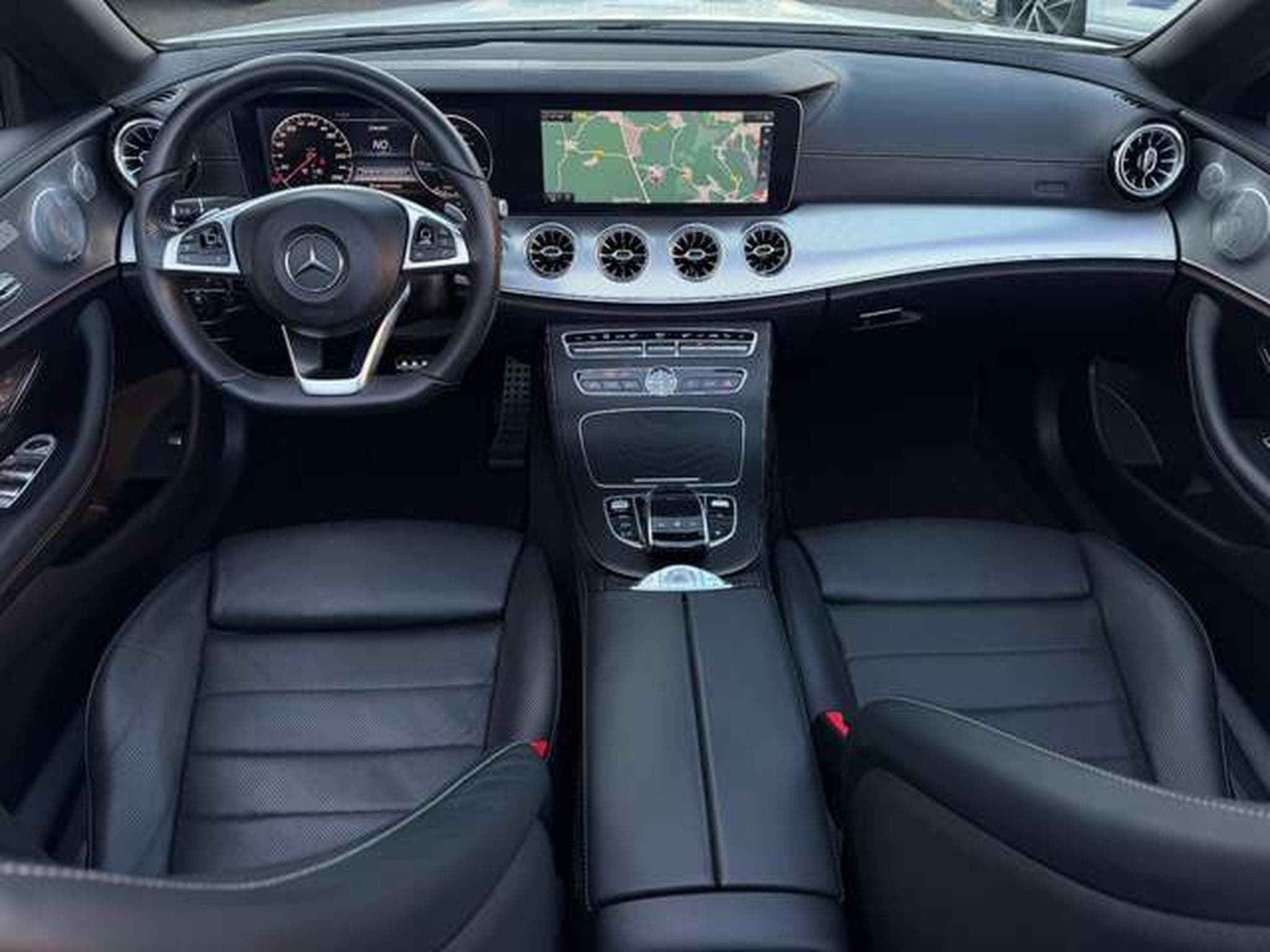 Mercedes E 50 AMG 350D CABRIOLET 9G-TRONIC 4MATIC AMG (2017) - Photo 3