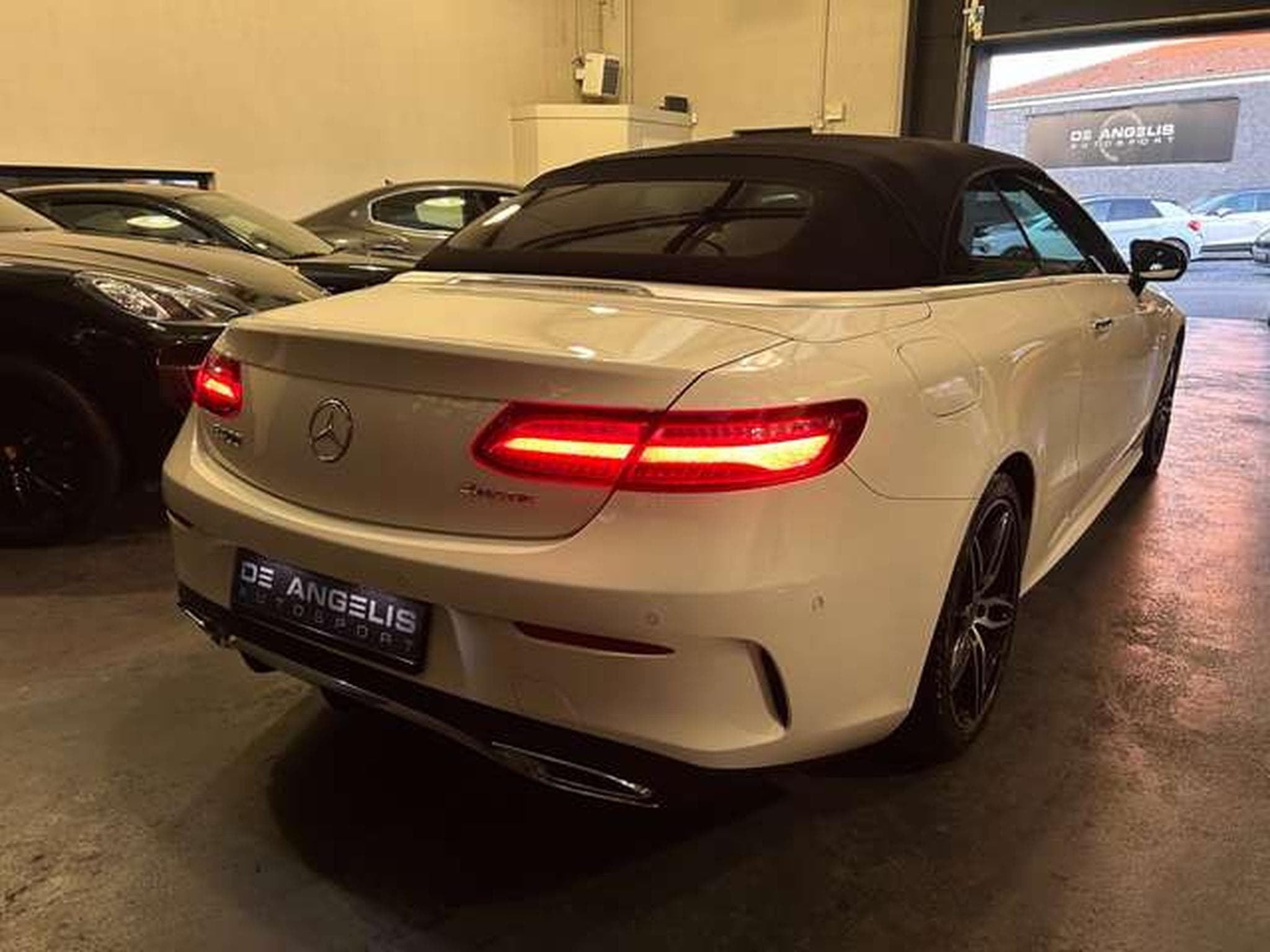 Mercedes E 50 AMG 350D CABRIOLET 9G-TRONIC 4MATIC AMG (2017) - Photo 5