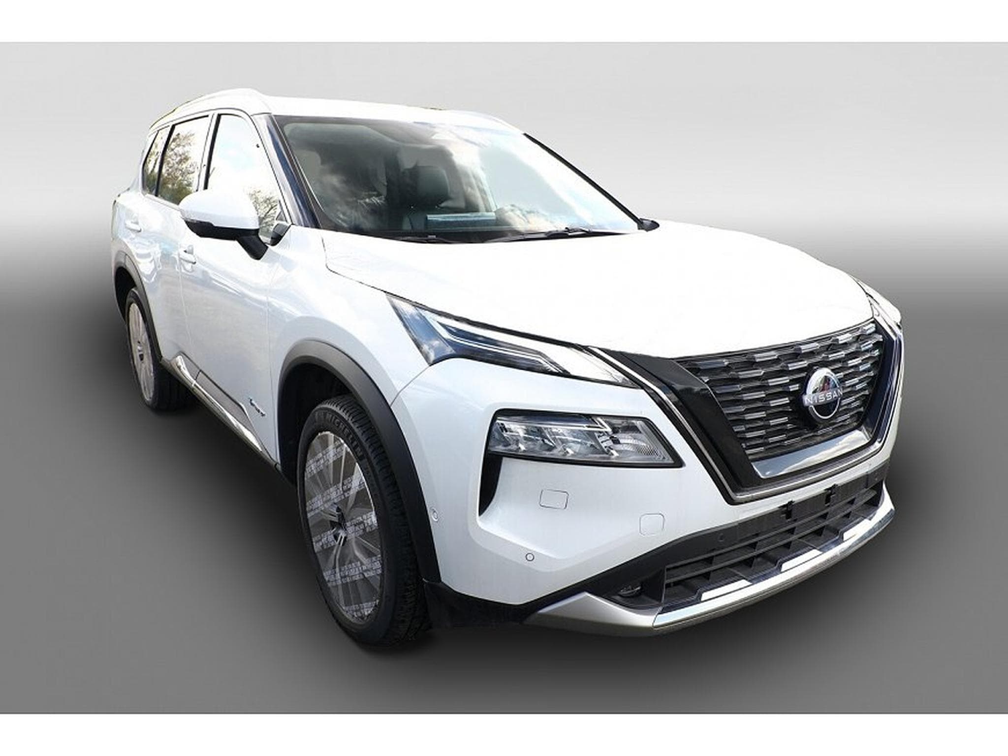 Nissan X-Trail (2024) - Photo 2