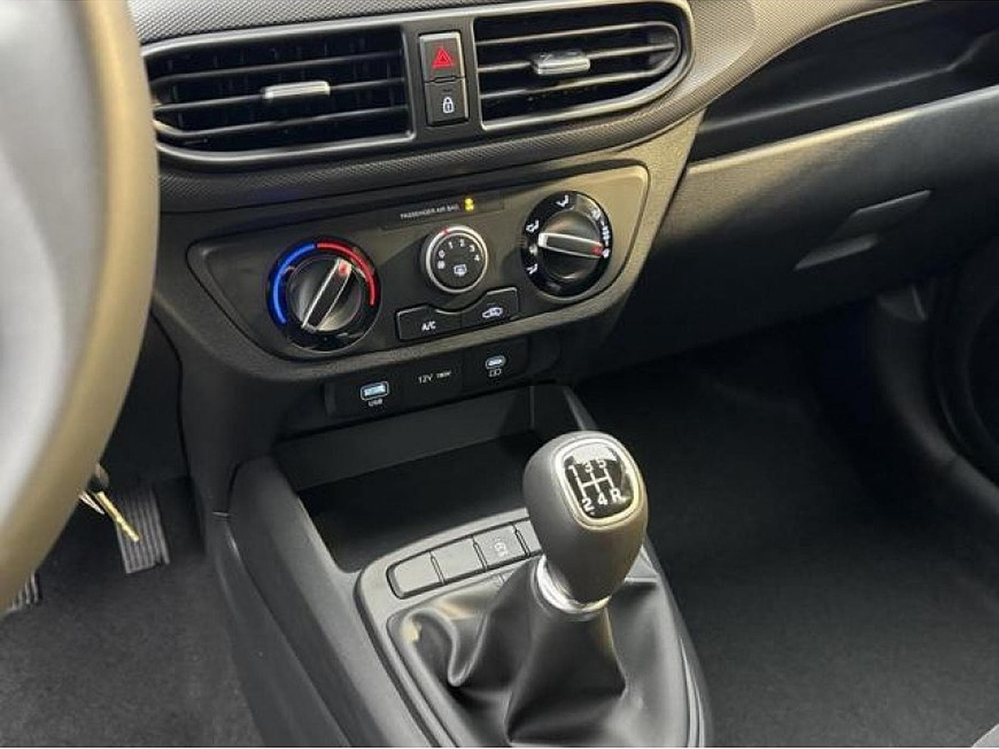 Hyundai i10 (2025) - Photo 15