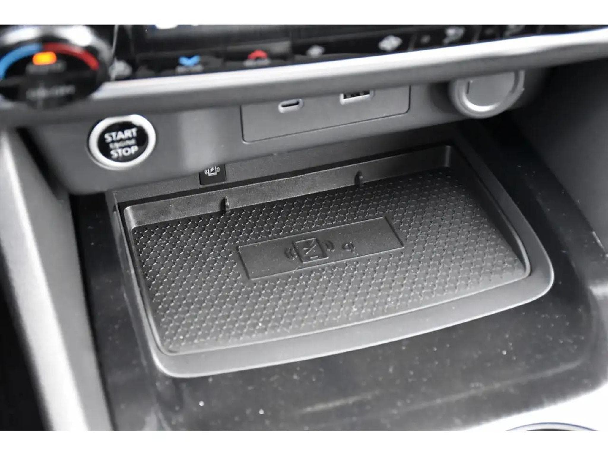 Nissan X-Trail (2026) - Photo 17