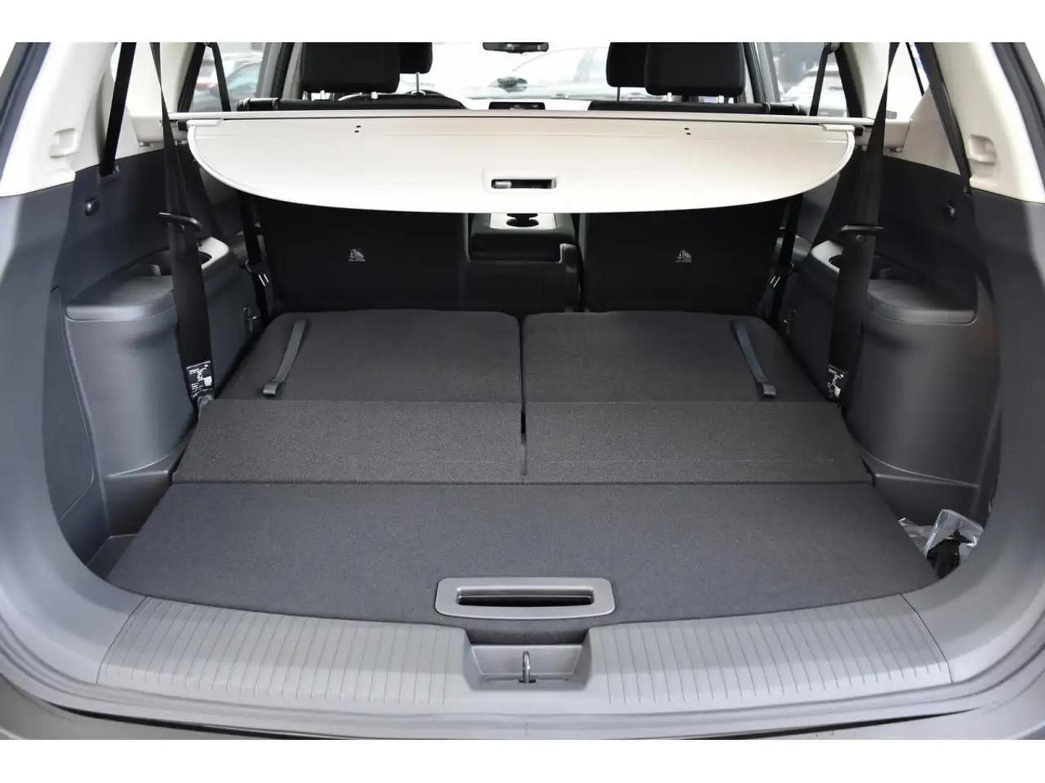 Nissan X-Trail (2026) - Photo 23