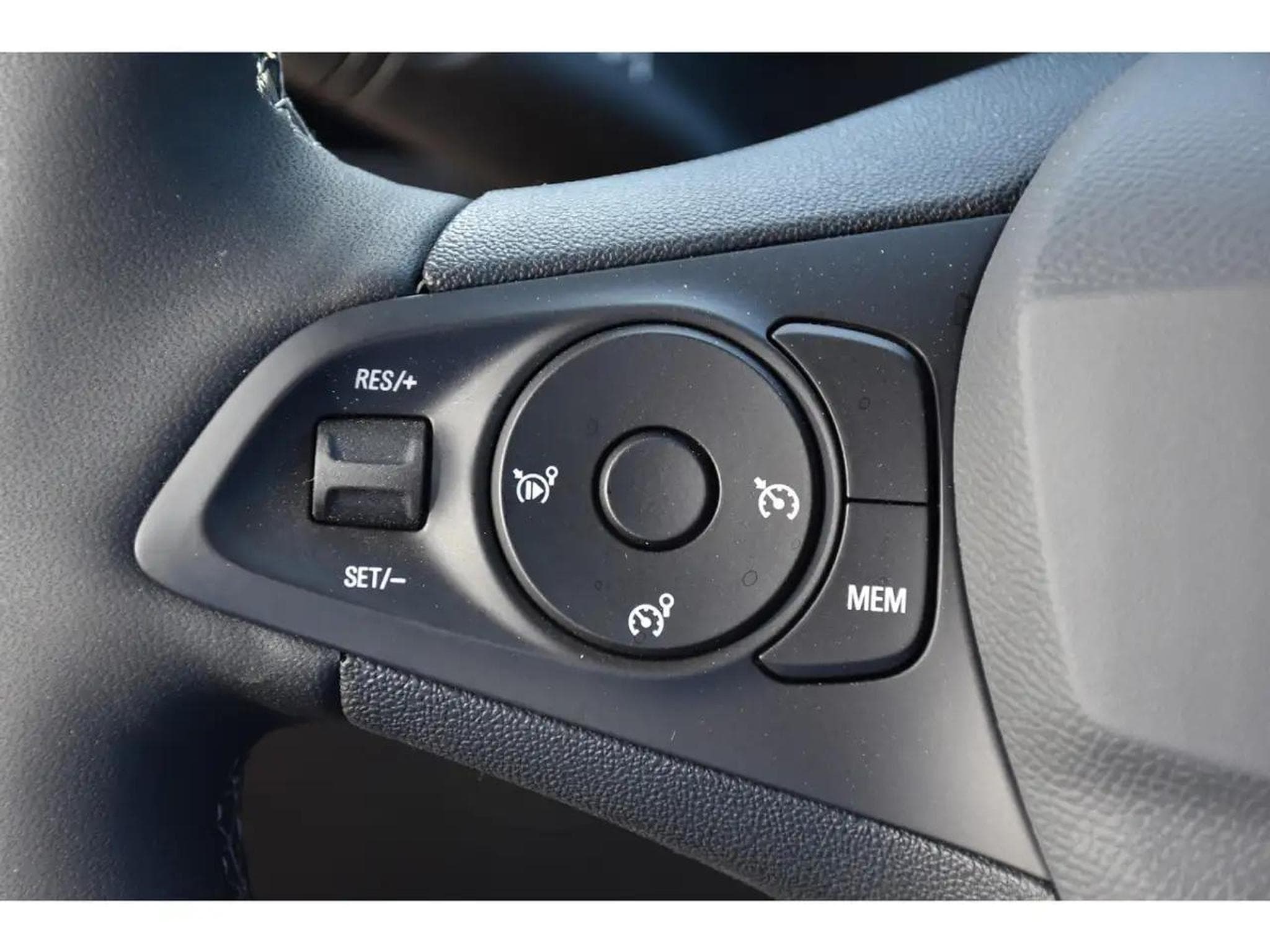 Opel Corsa (2025) - Foto 18