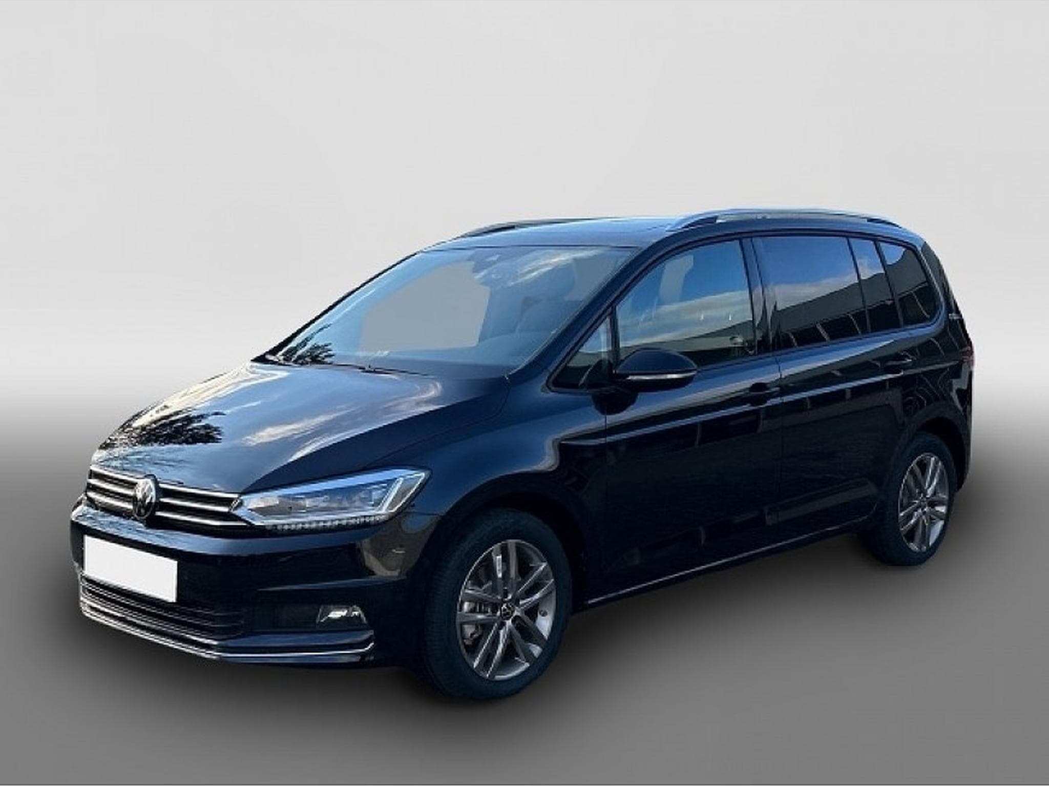 VW Touran (2024) - Photo 1