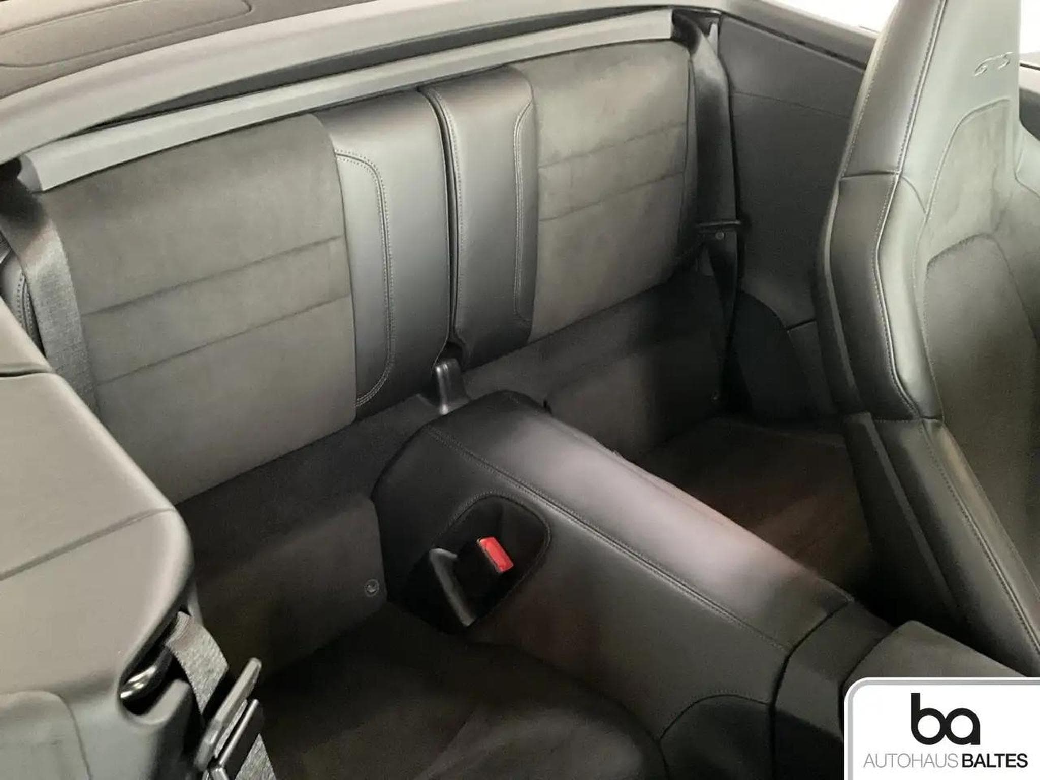 Porsche 911 (2025) - Photo 8