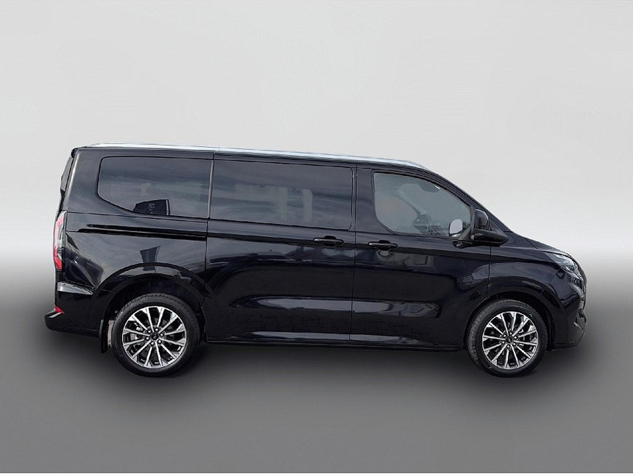 Ford Tourneo (2026) - Photo 6