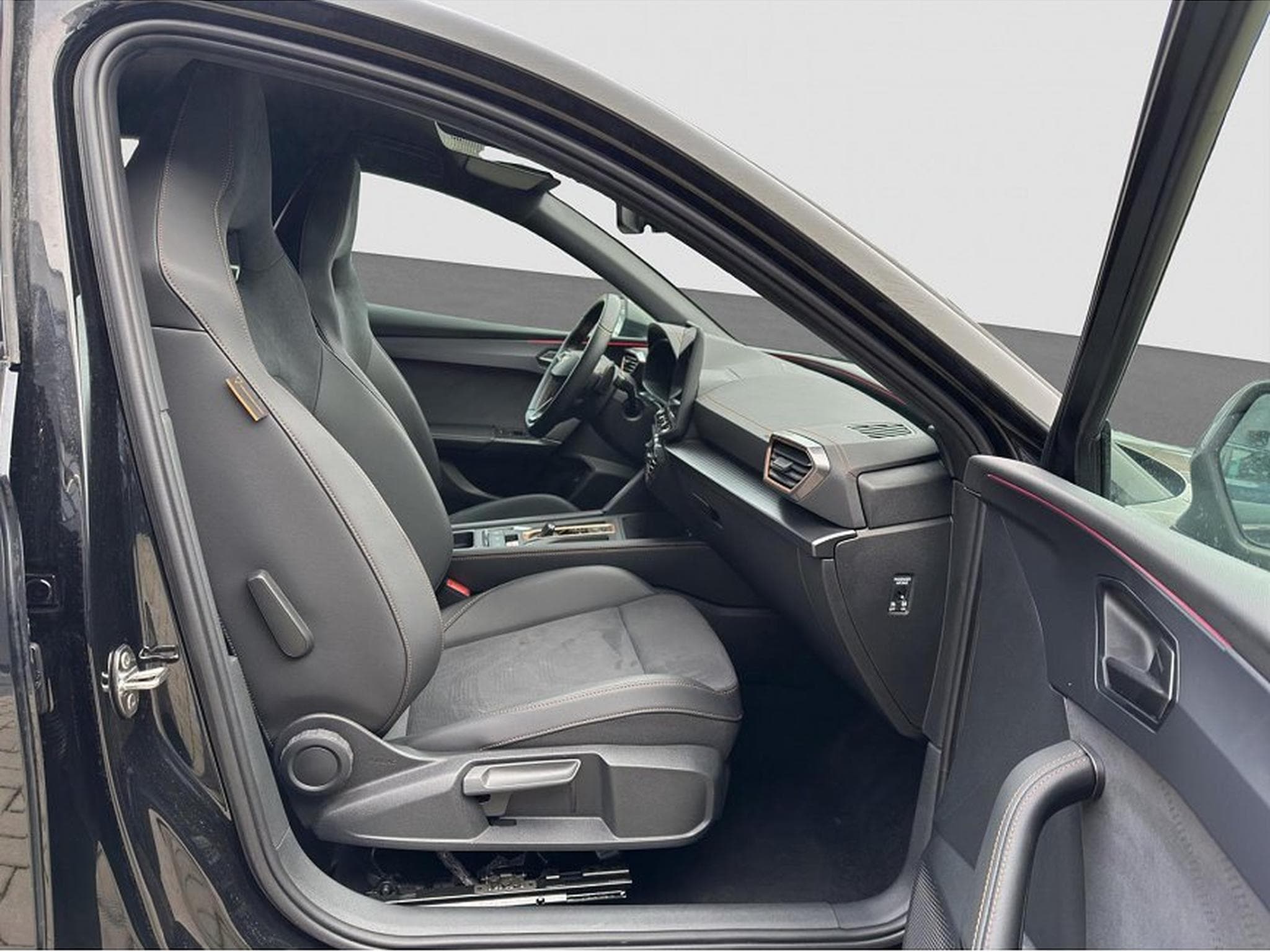 Cupra Leon (2026) - Photo 12