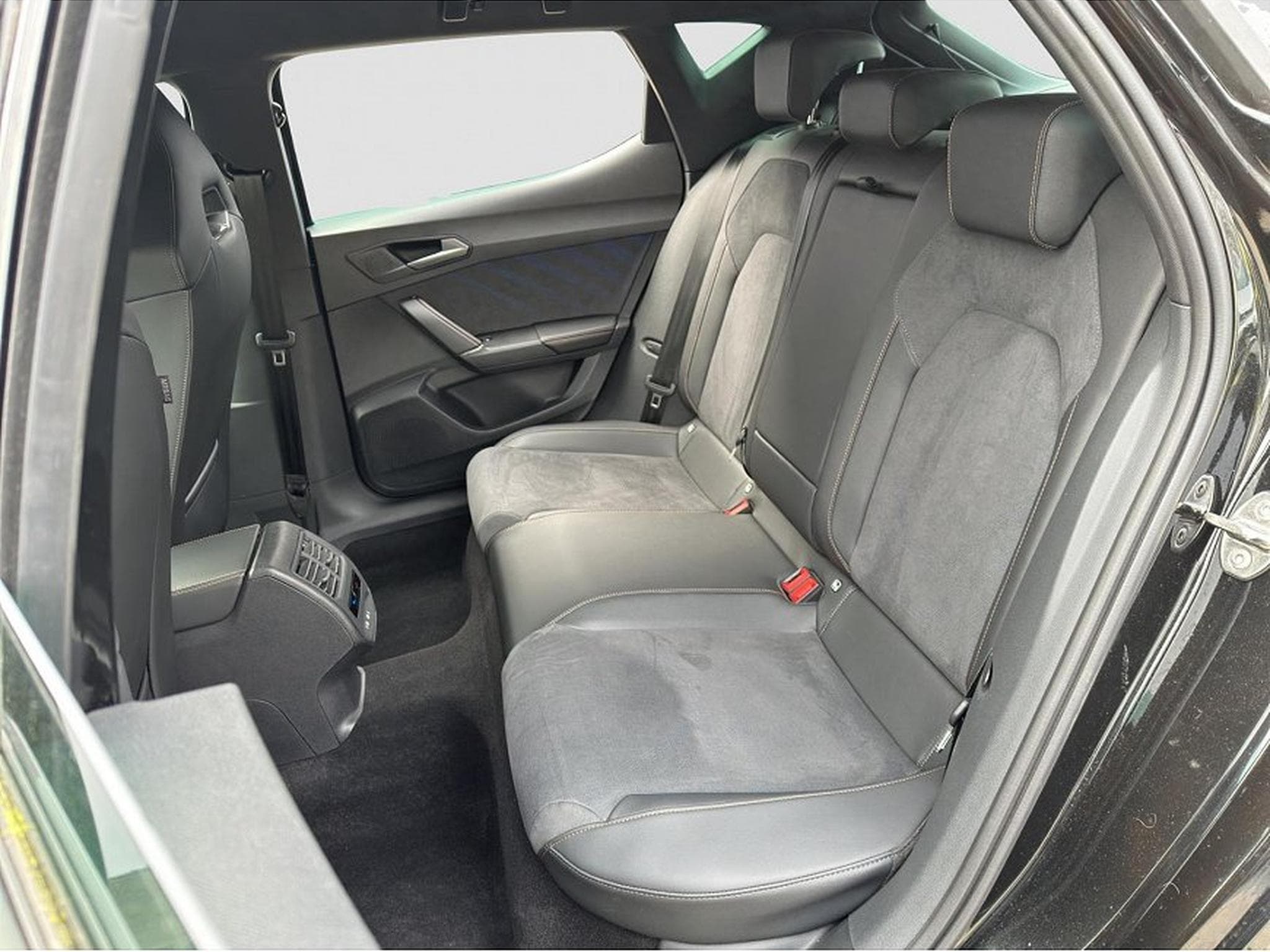 Cupra Leon (2026) - Photo 17