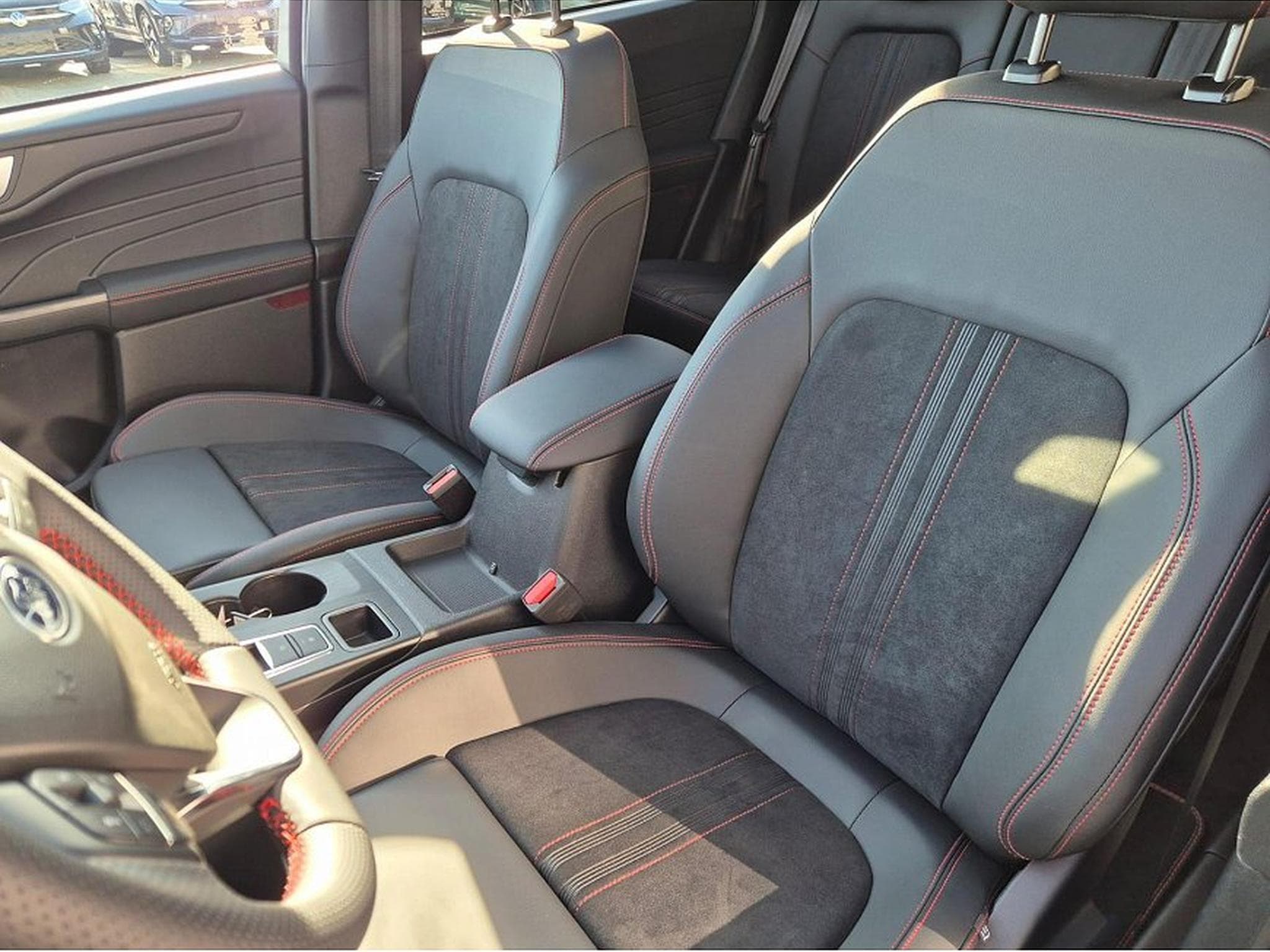 Ford Kuga (2026) - Photo 16