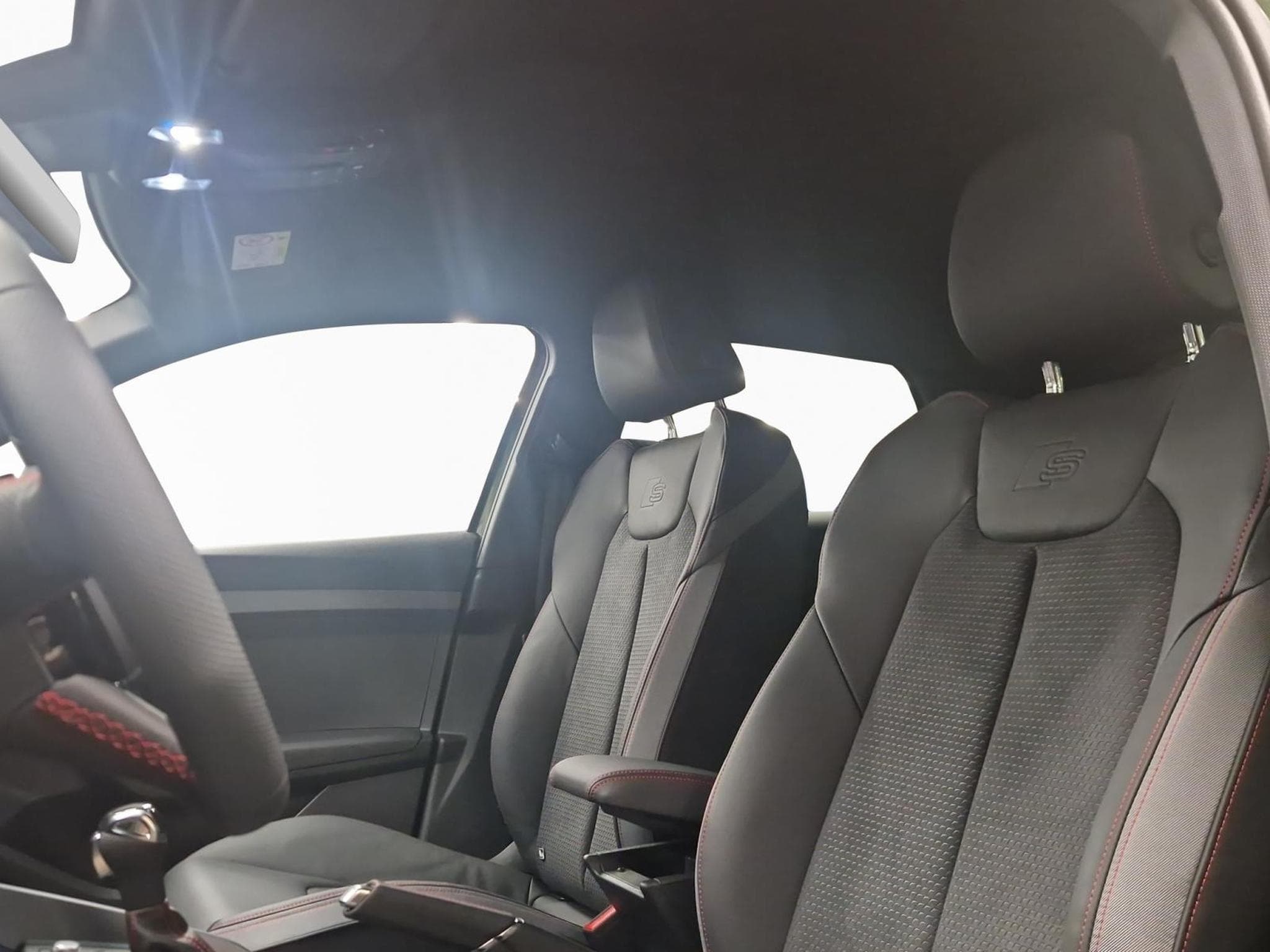 Audi A1 Allstreet (2025) - Photo 15
