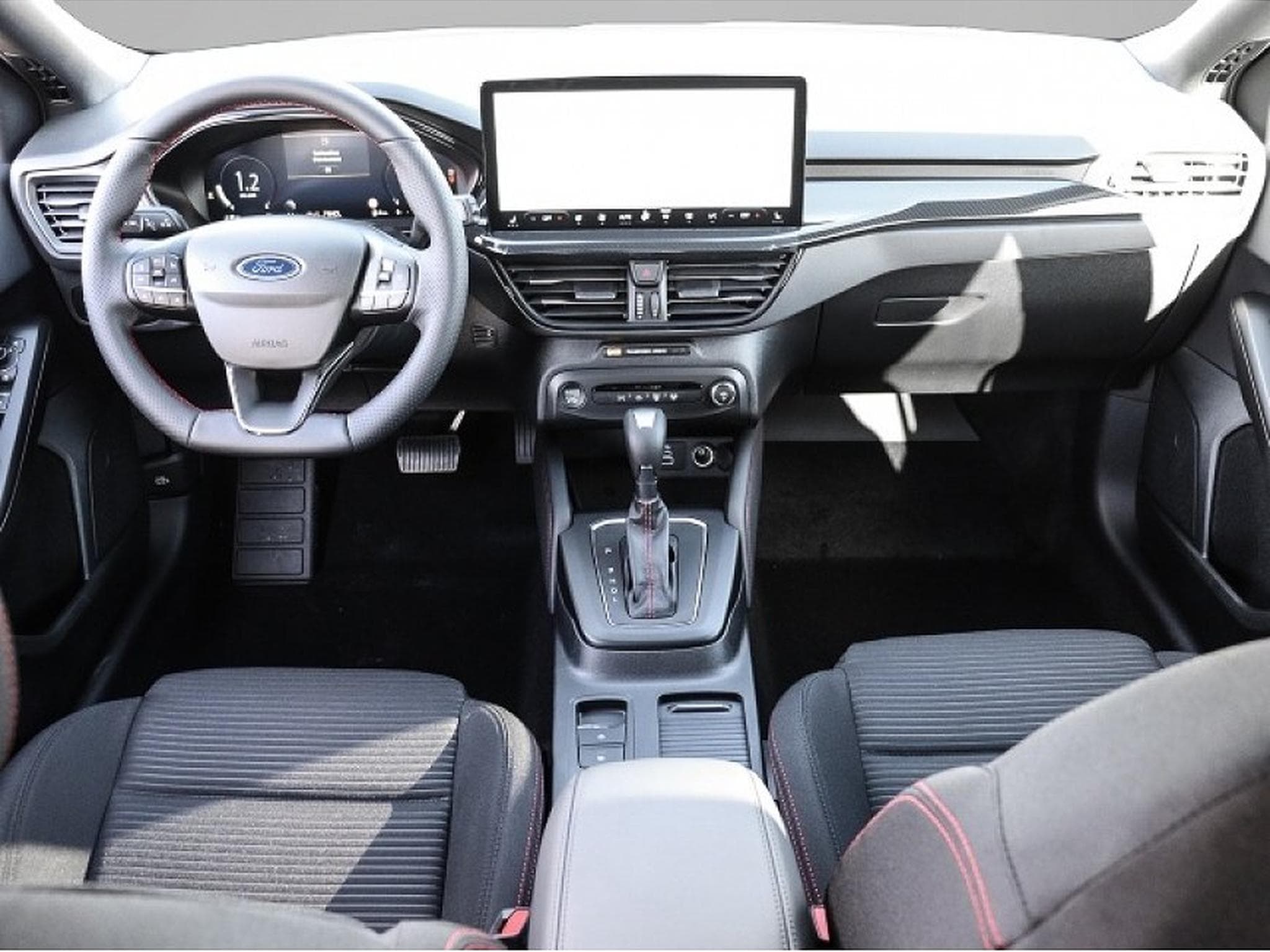 Ford Focus (2025) - Photo 4