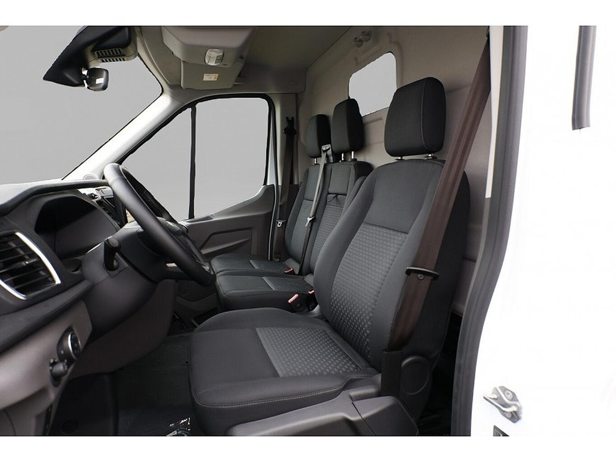 Ford Transit (2025) - Photo 5