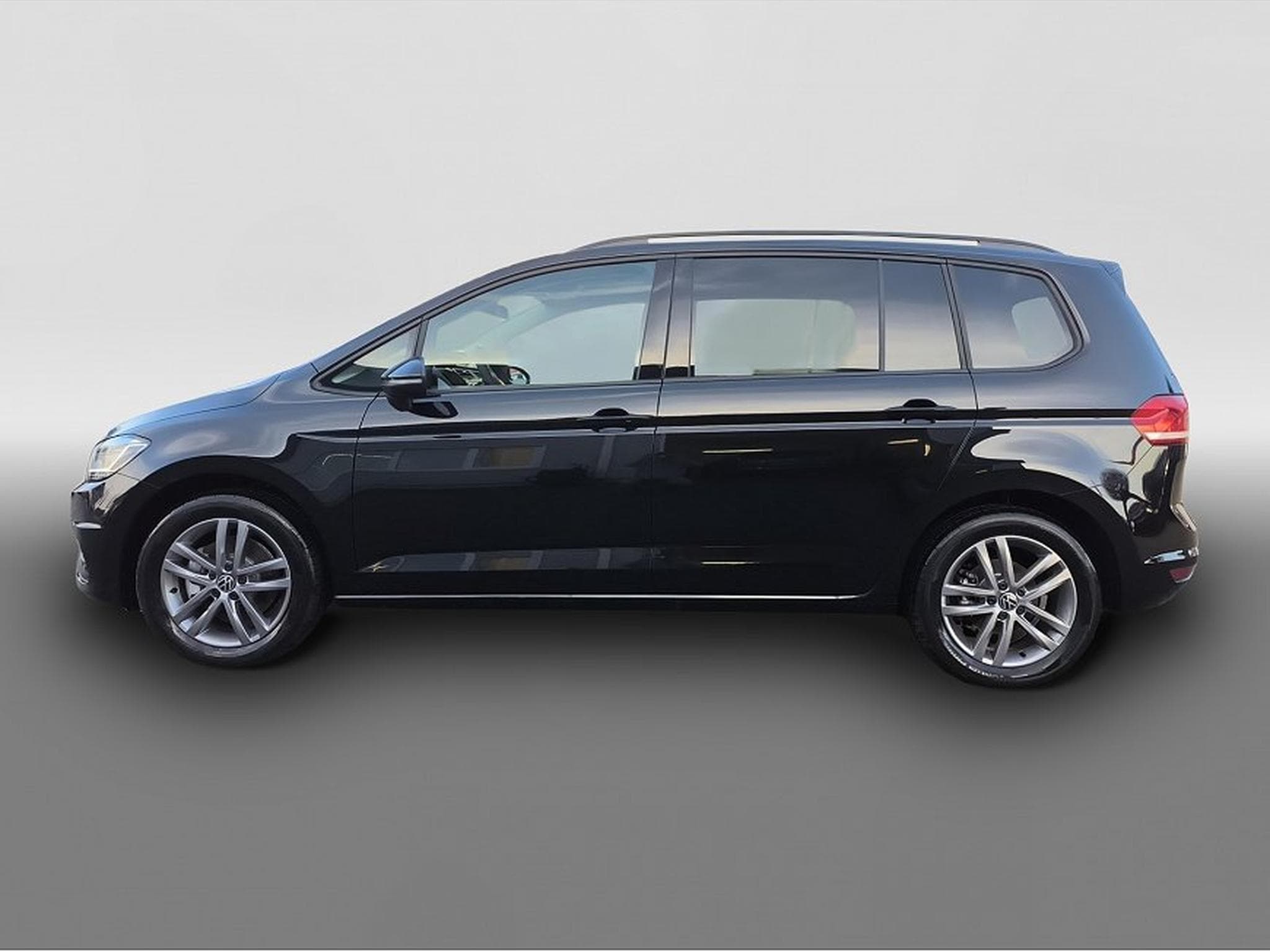 VW Touran (2024) - Photo 4