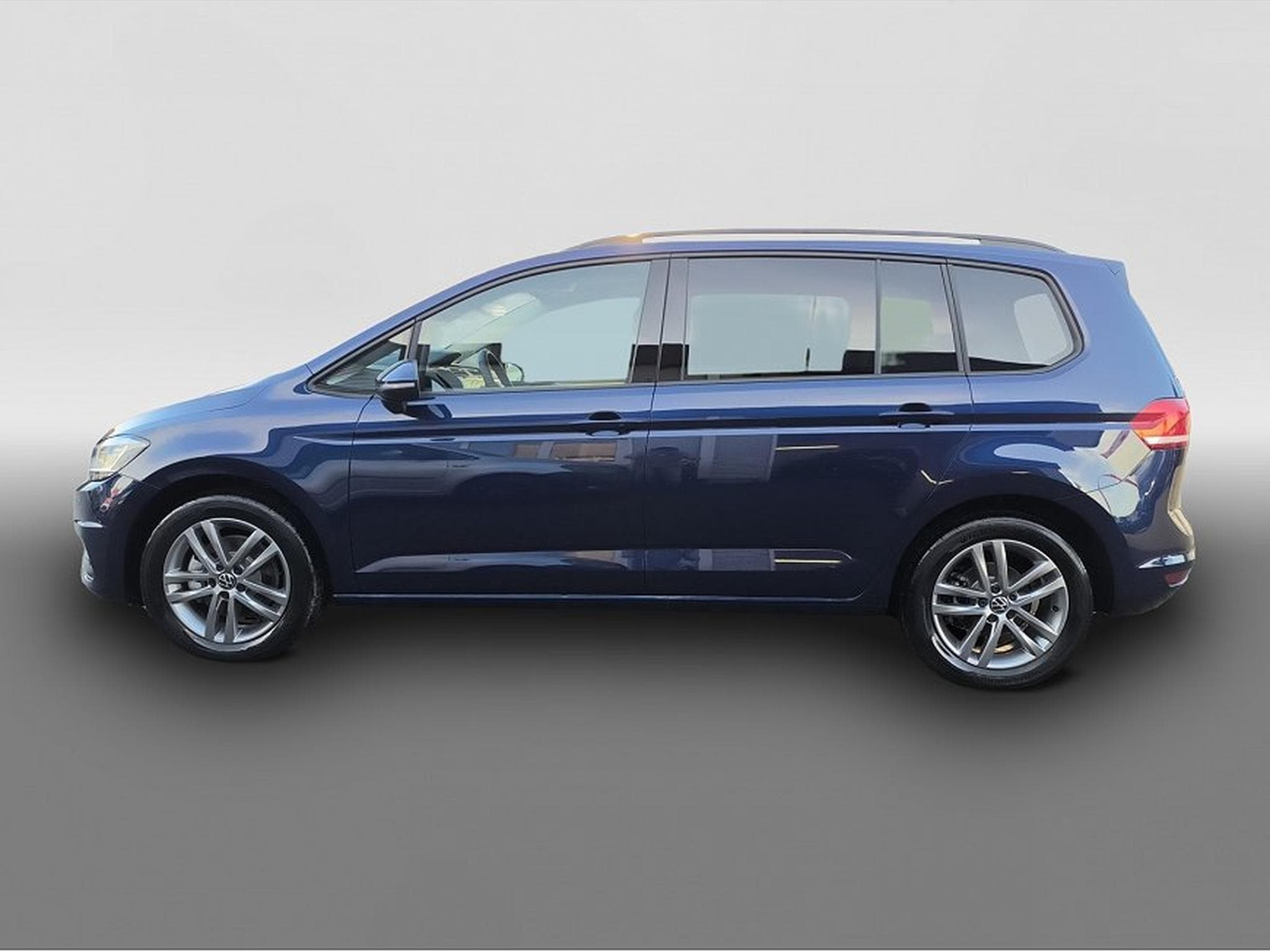 VW Touran (2024) - Foto 4