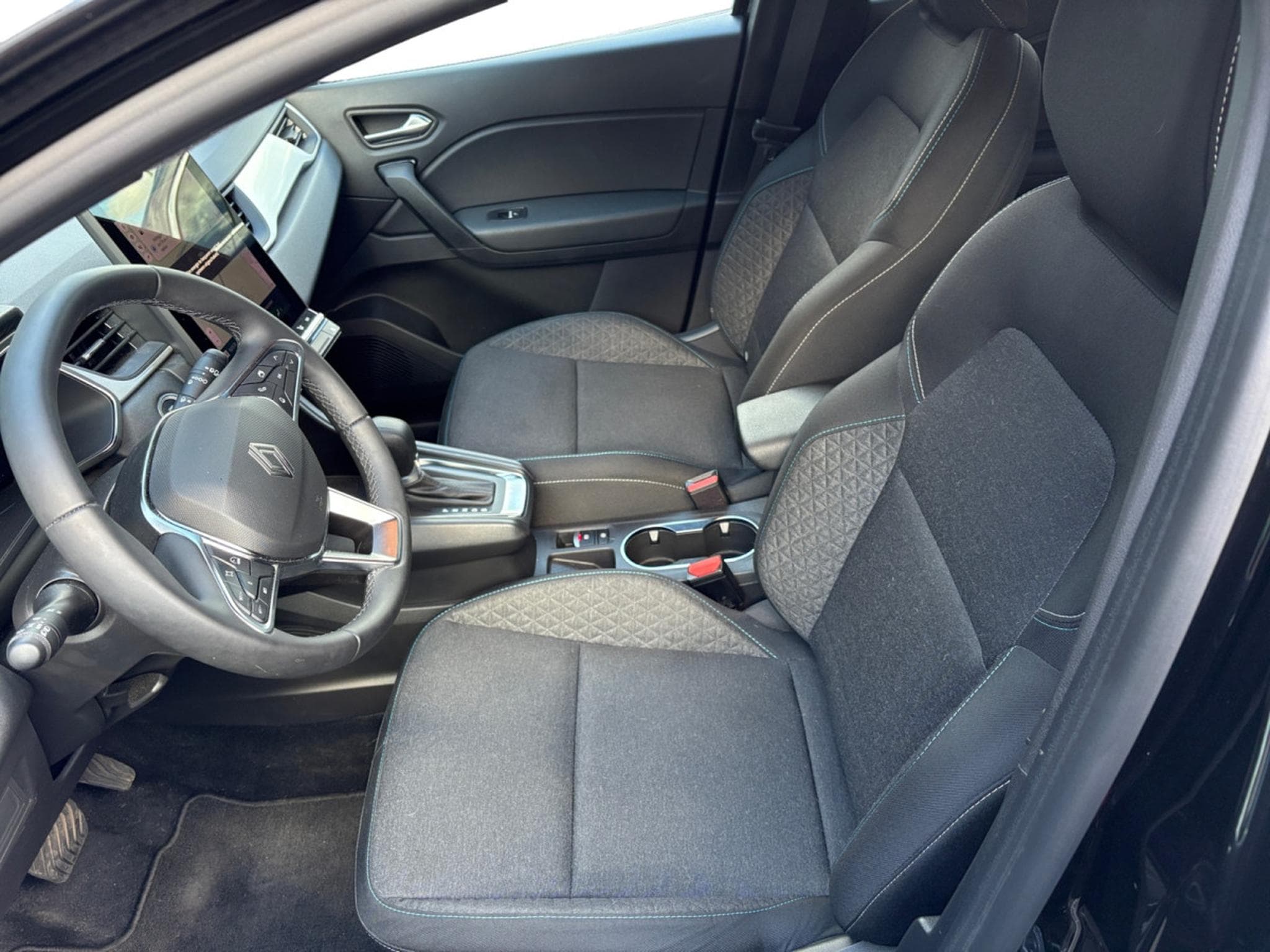 Renault Symbioz 1.6 Tce E-TECH Hybrid Evolution EDC (2025) - Photo 5