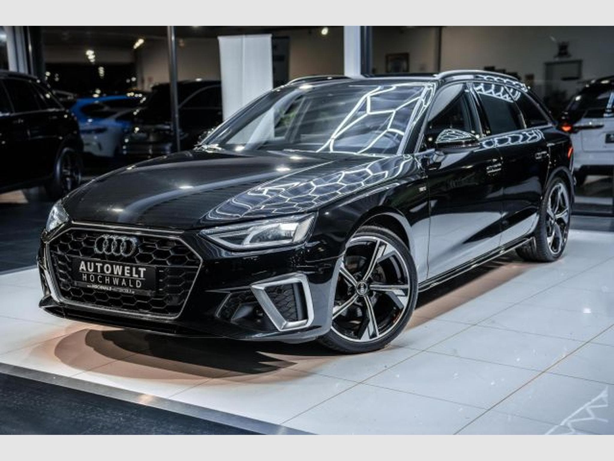 Audi A4 A4 Avant 35 TDI S-tronic S-Line NAVI RFK SHZ LED (2023) - Foto 2