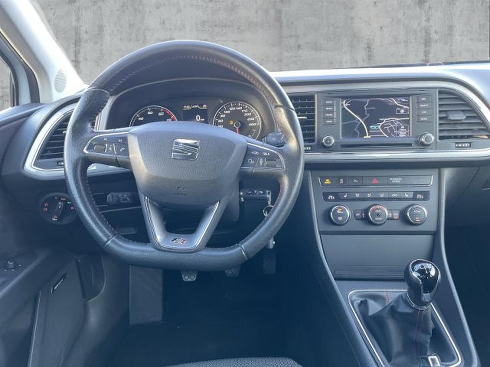 Seat Leon Leon FR 1.4 TSI NAVI LED SHZ PDC Tempo. Spurhalt (2013) - Foto 15