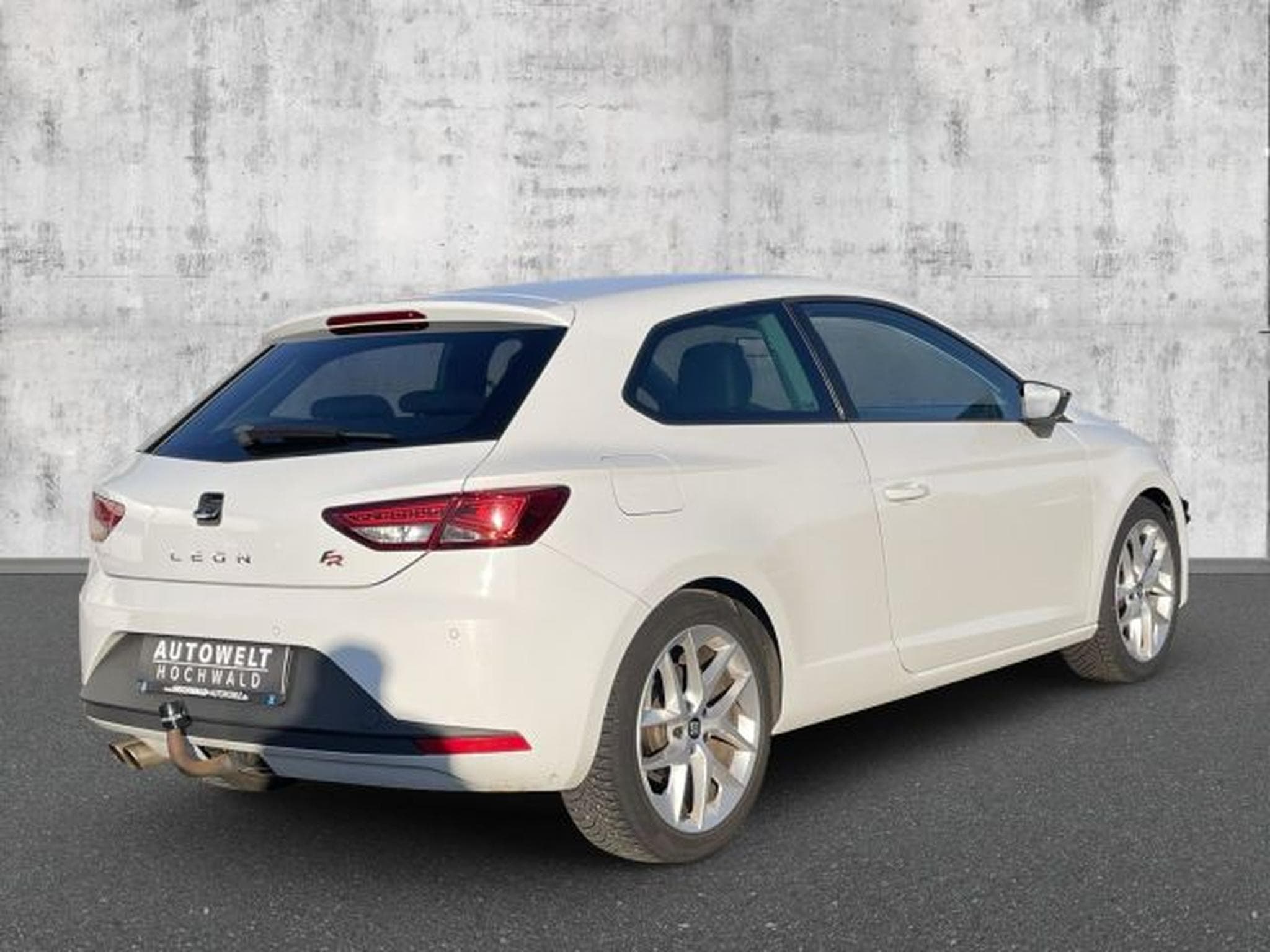 Seat Leon Leon FR 1.4 TSI NAVI LED SHZ PDC Tempo. Spurhalt (2013) - Foto 5