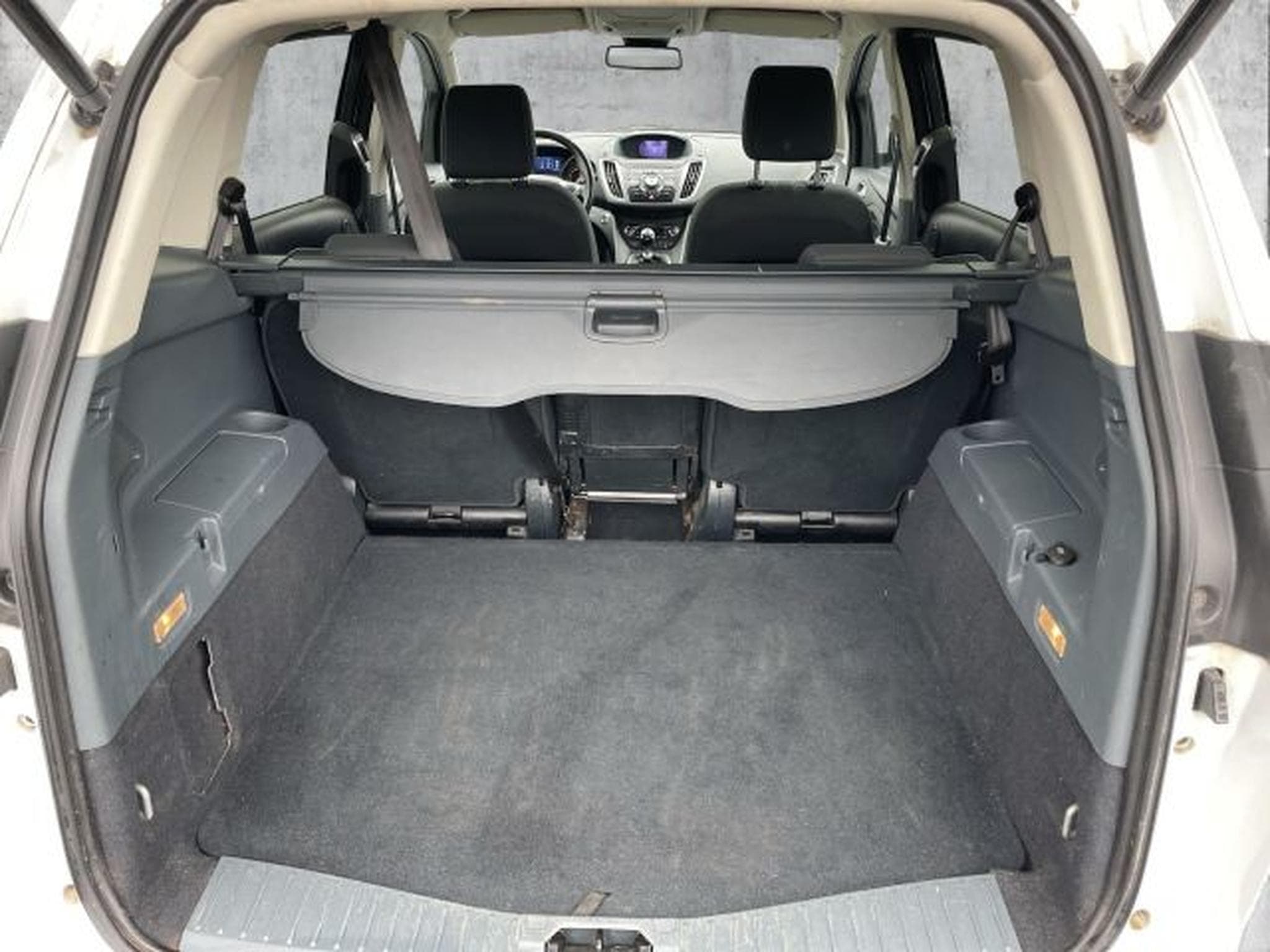 Ford C-Max C-MAX Grand 1.6 Titanium NAVI RFK SHZ TEMPOMAT (2014) - Foto 10