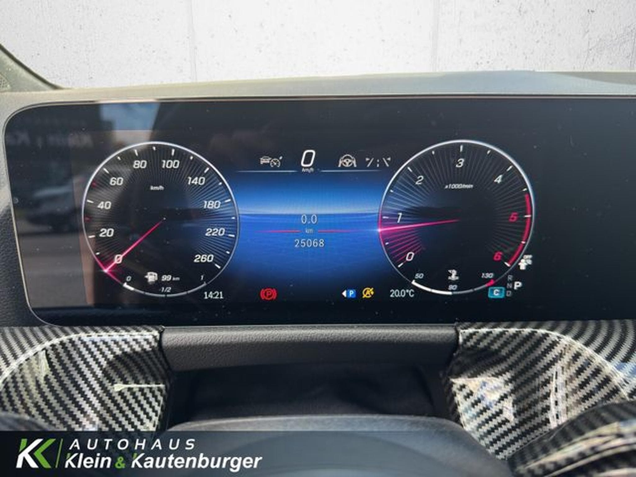 Mercedes GLA 200 GLA 200D 4M PROGRESSIVE EDITION+LED+360+AMBIENTE (2023) - Foto 15