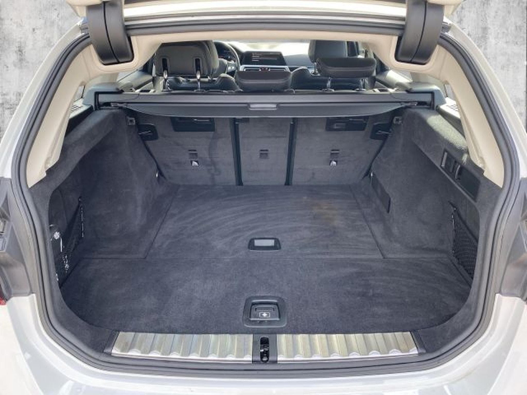 BMW 320 320d xDrive Sport Line NAVI LED RFK Aisst+ Live (2022) - Foto 10