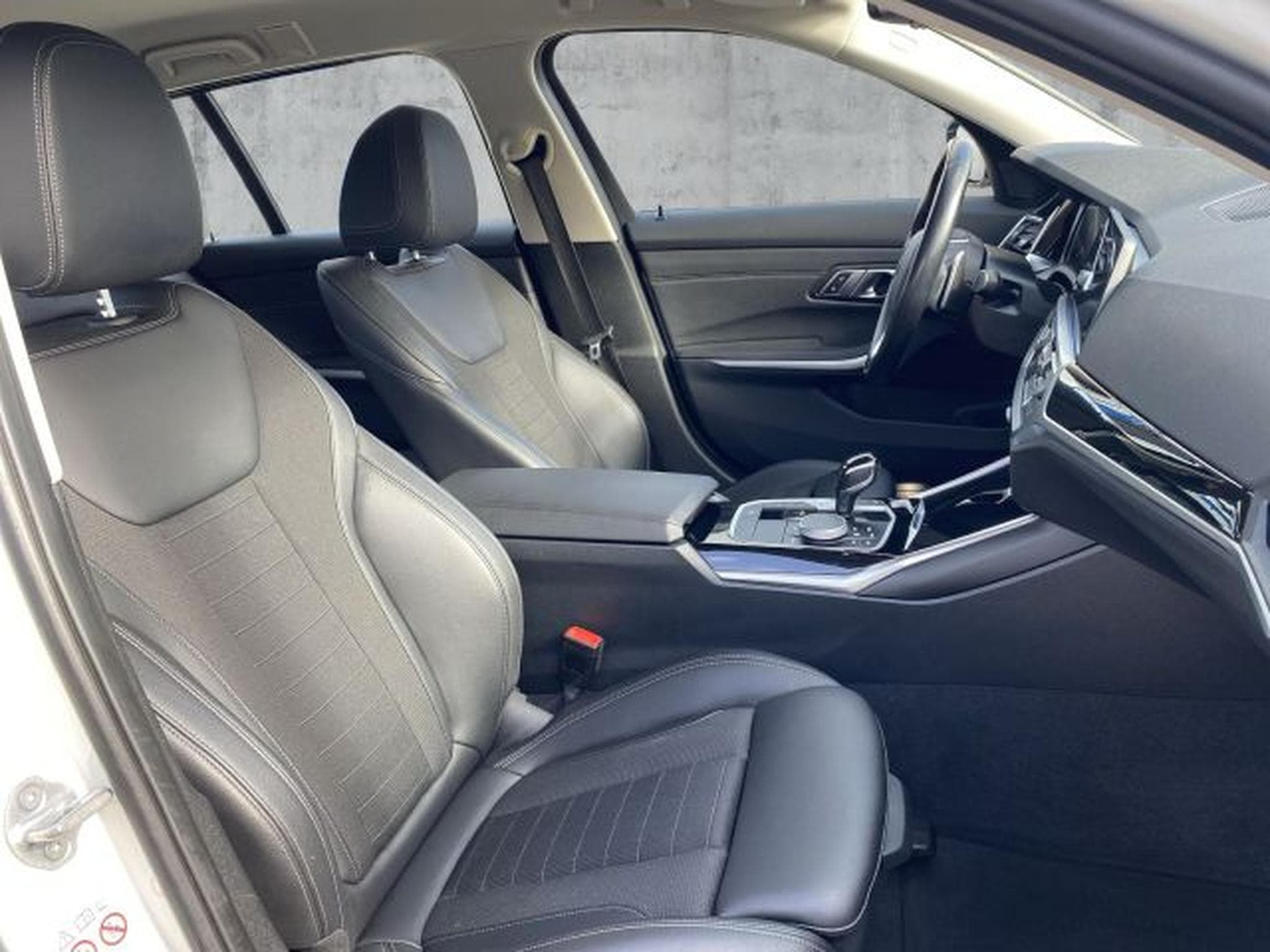 BMW 320 320d xDrive Sport Line NAVI LED RFK Aisst+ Live (2022) - Foto 13