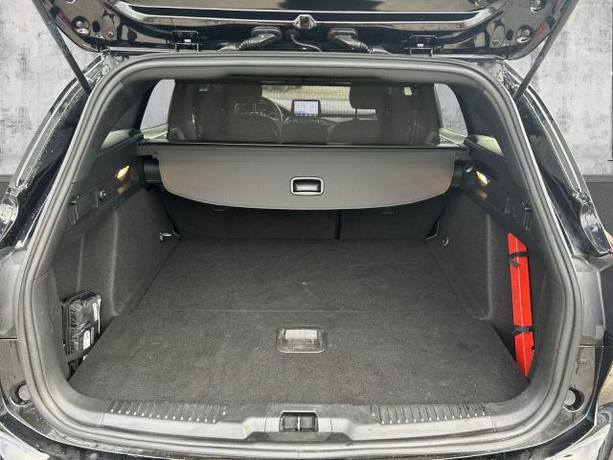 Ford Focus Focus Turnier 2.0 D ST-Line Autom. NAVI RFK SHZG (2020) - Foto 10