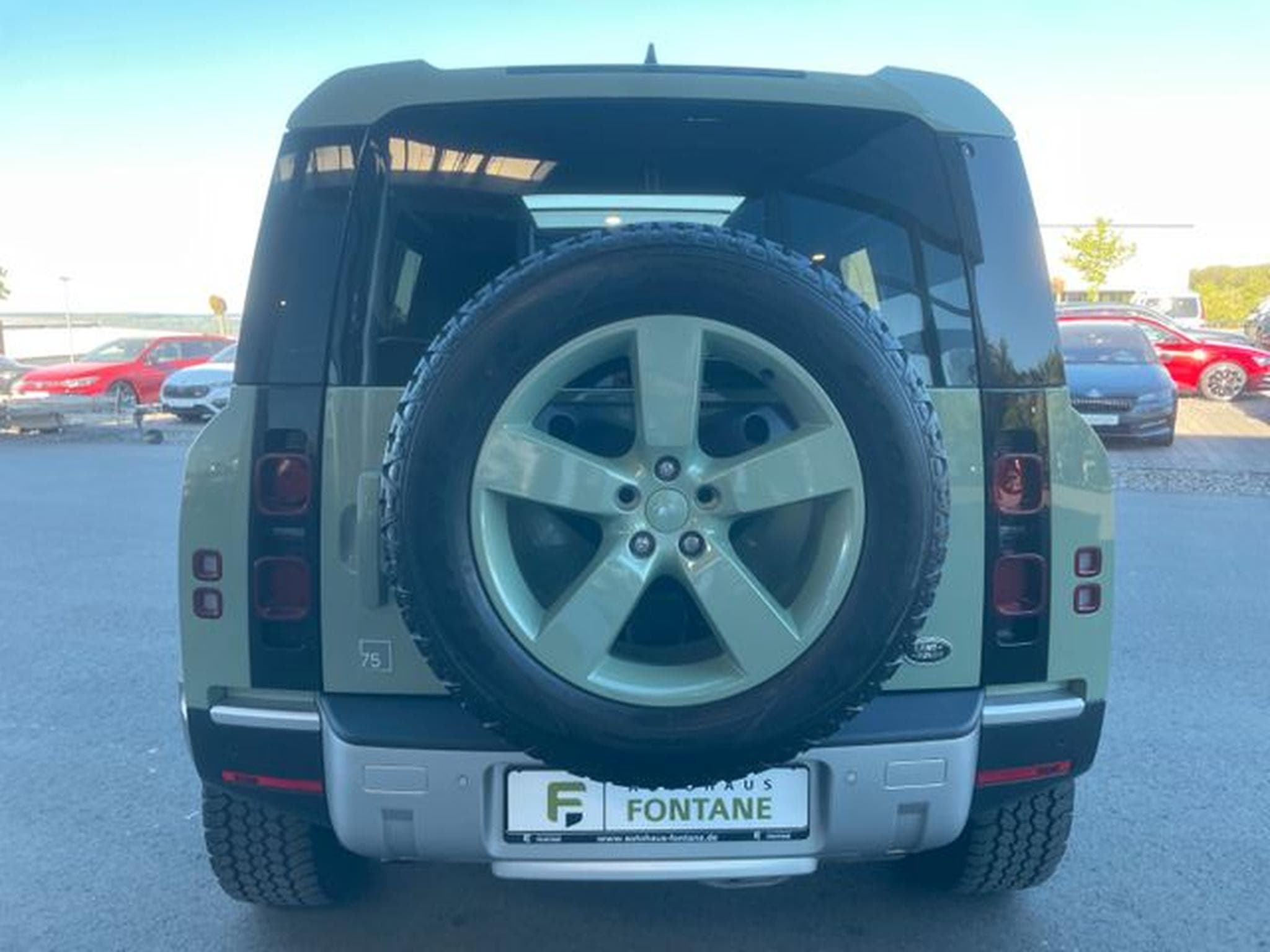 Land-Rover Defender Defender 110 75th Limited Edition AHK (2022) - Foto 10