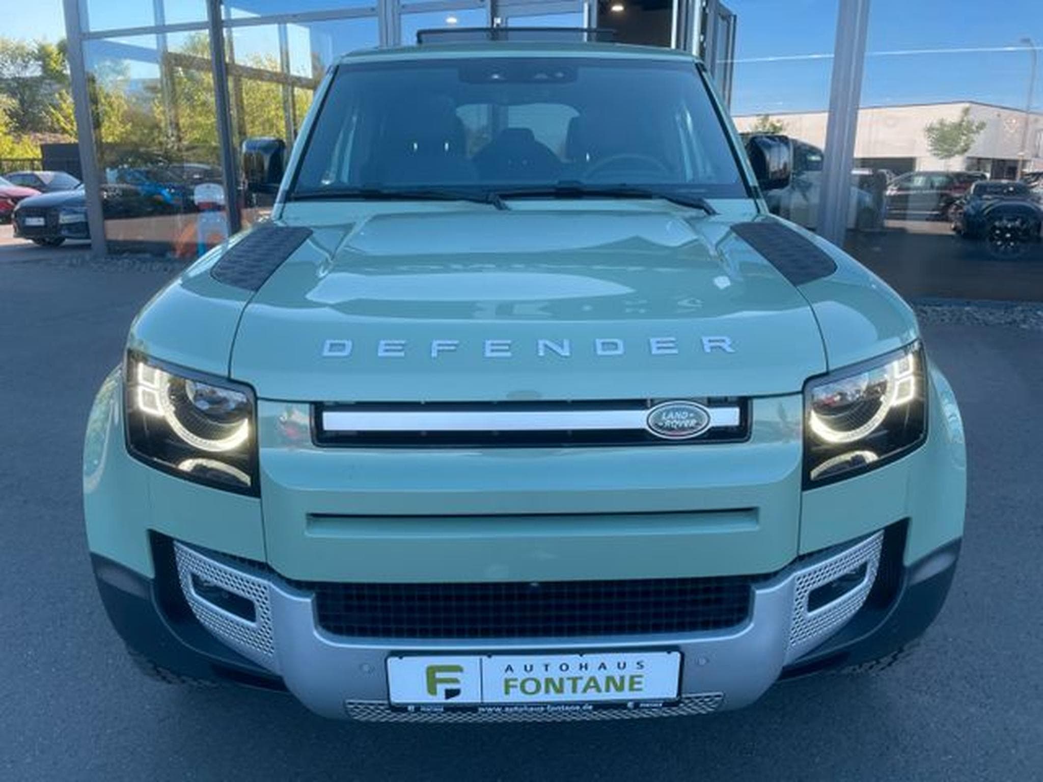 Land-Rover Defender Defender 110 75th Limited Edition AHK (2022) - Foto 6