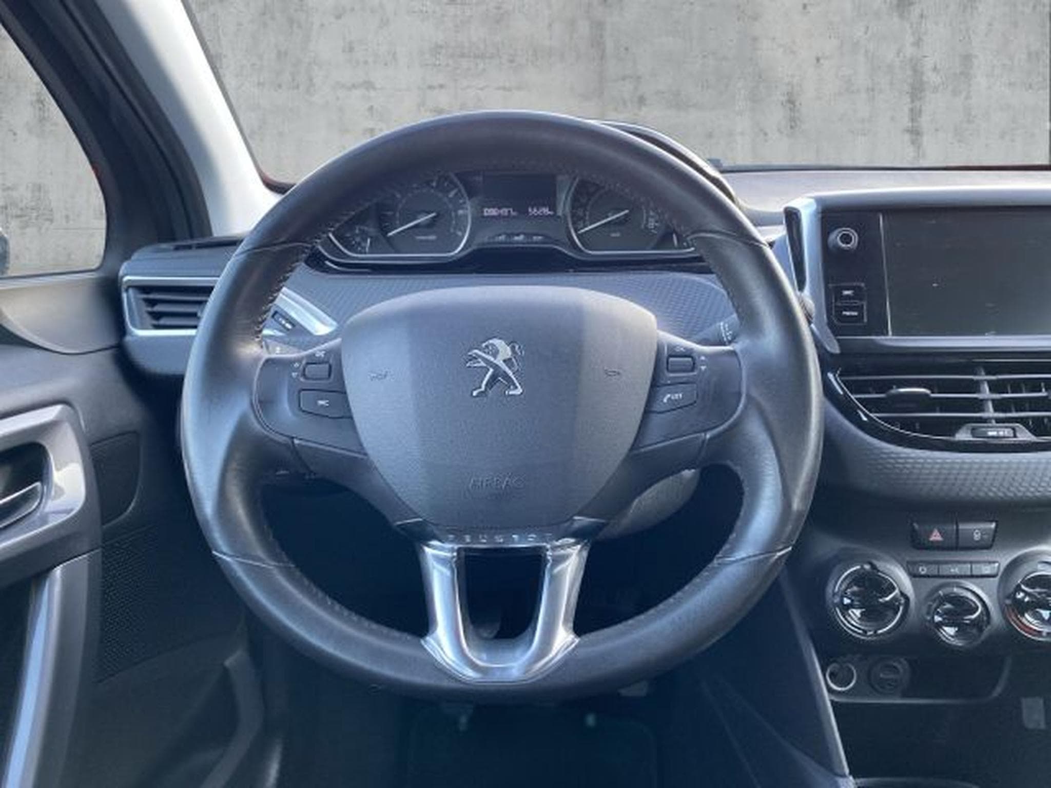 Peugeot 2008 2008 1.2 PureTech 110 KLIMA Tempomat SHZG BT (2016) - Foto 15