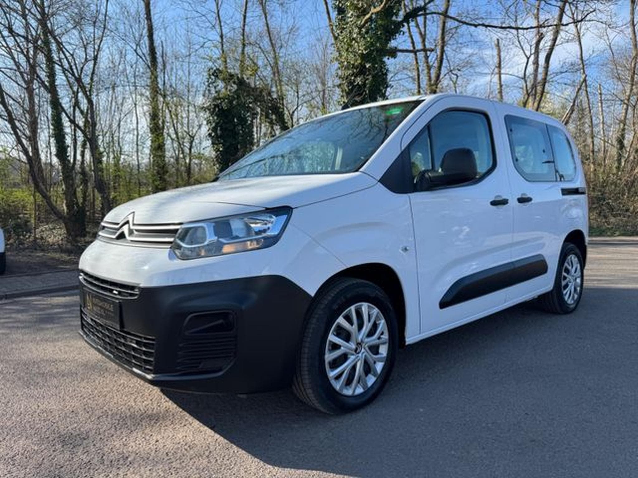 Citroën Berlingo BERLINGO LIVE PACK ELEKTRO*FACELIFT*AUT*5.SITZE* (2024) - Foto 1