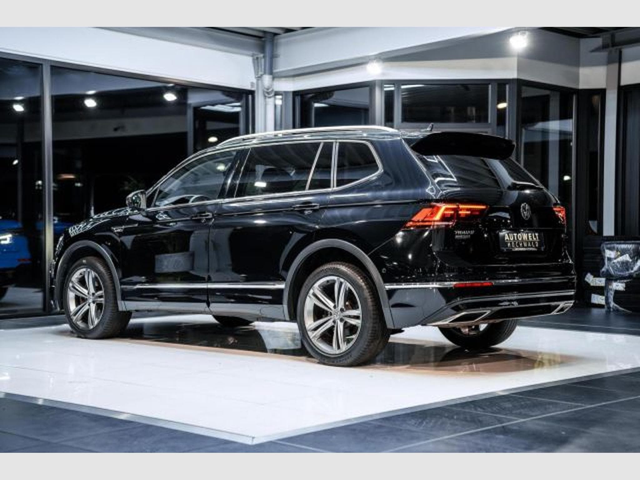 VW Tiguan Tiguan Allspace 2.0 TSI DSG Highl 4M R-Line NAVI (2020) - Foto 14