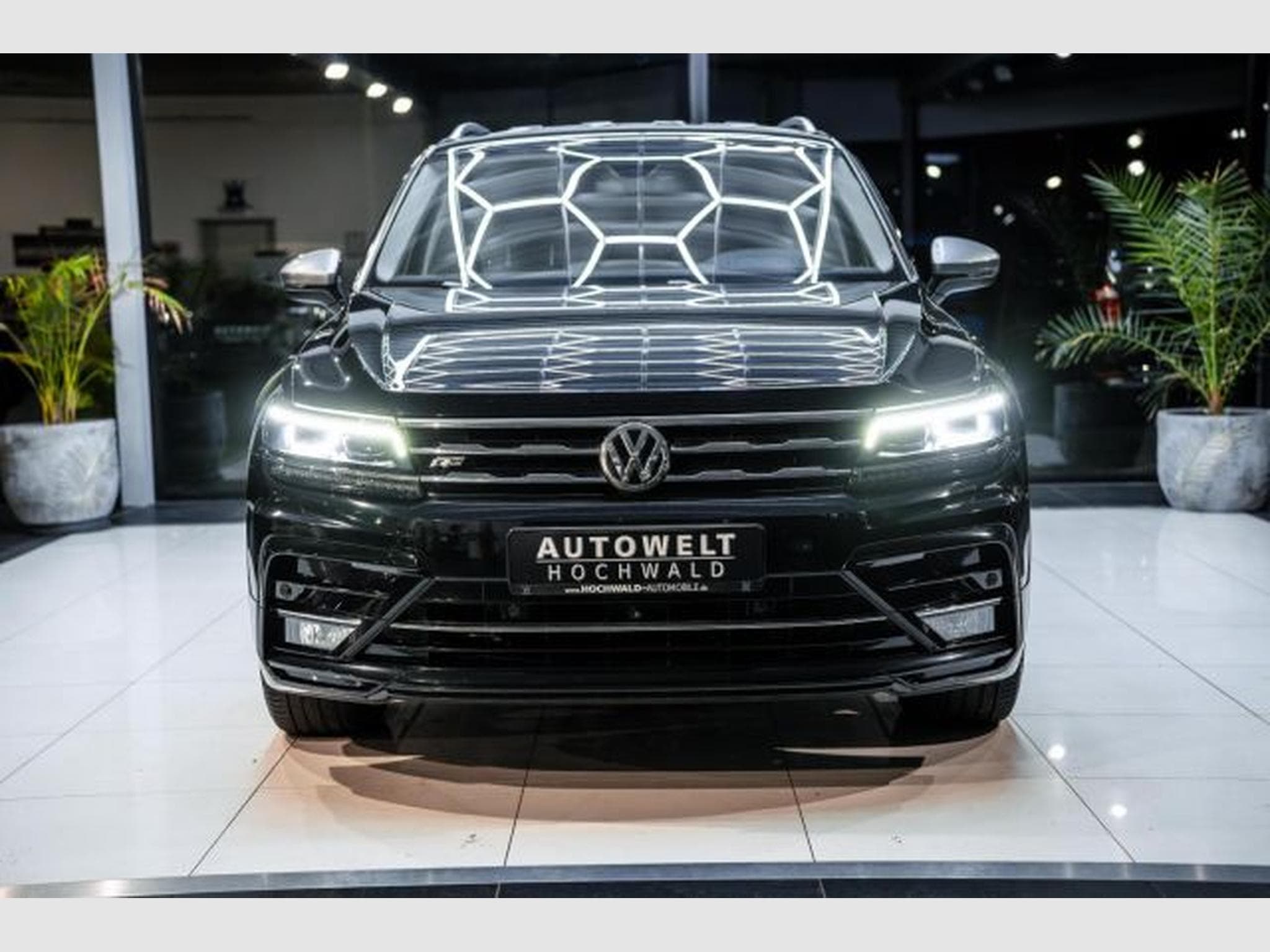 VW Tiguan Tiguan Allspace 2.0 TSI DSG Highl 4M R-Line NAVI (2020) - Foto 5