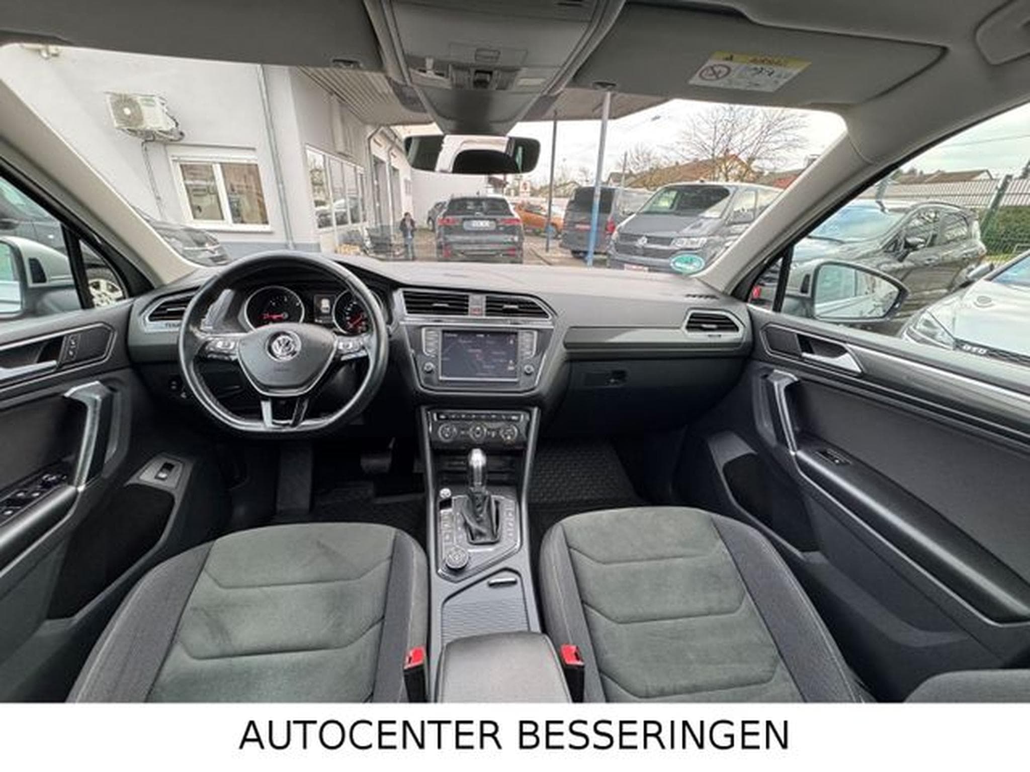 VW Tiguan Tiguan Highline 4Motion DSG *LED*PANORAMA*NAVI (2016) - Foto 5