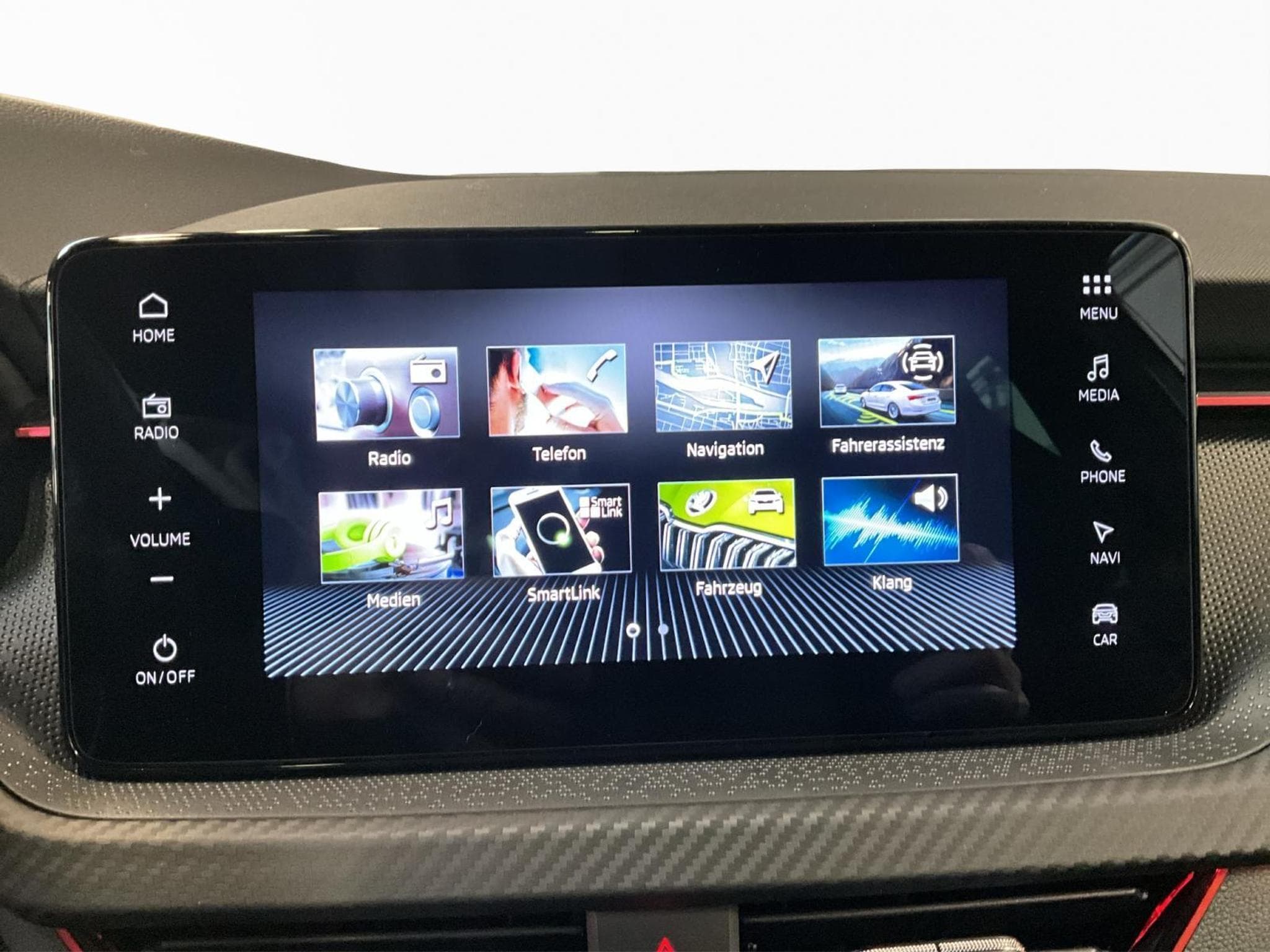 Skoda Scala Monte-Carlo+DSG+Pano+LED (2025) - Photo 16