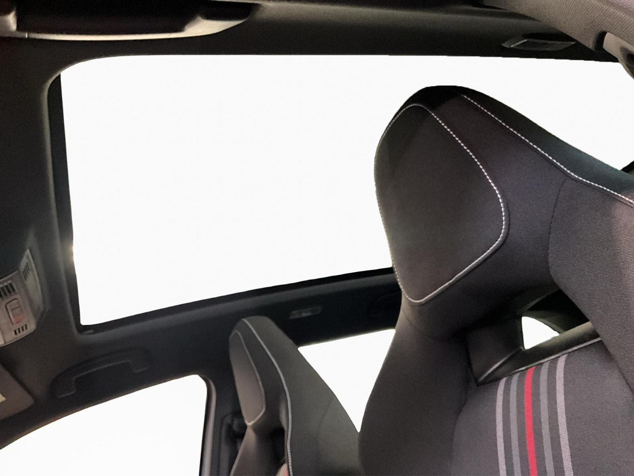 Skoda Scala Monte-Carlo+DSG+Pano+LED (2025) - Photo 18