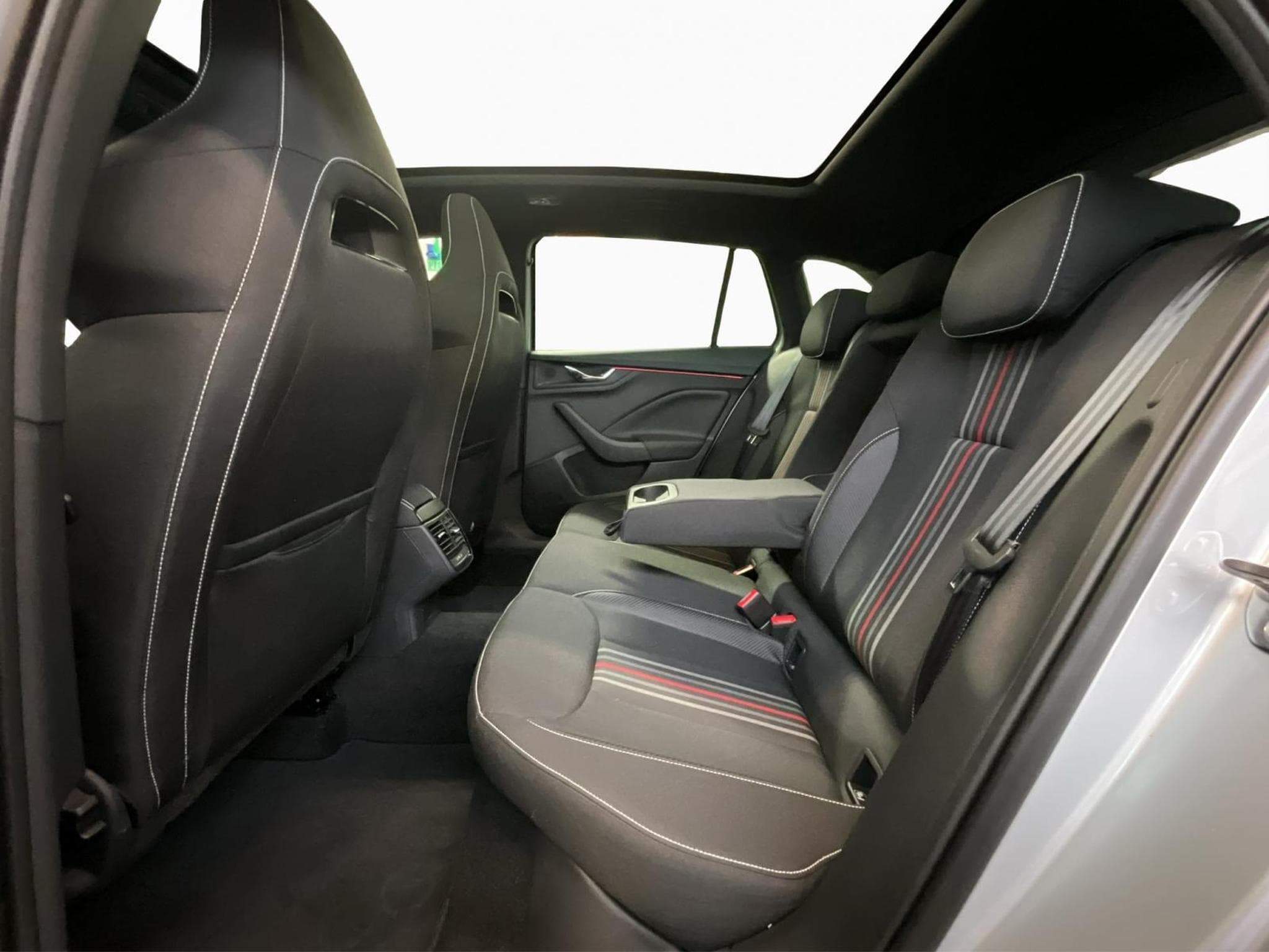 Skoda Scala Monte-Carlo+DSG+Pano+LED (2025) - Photo 19