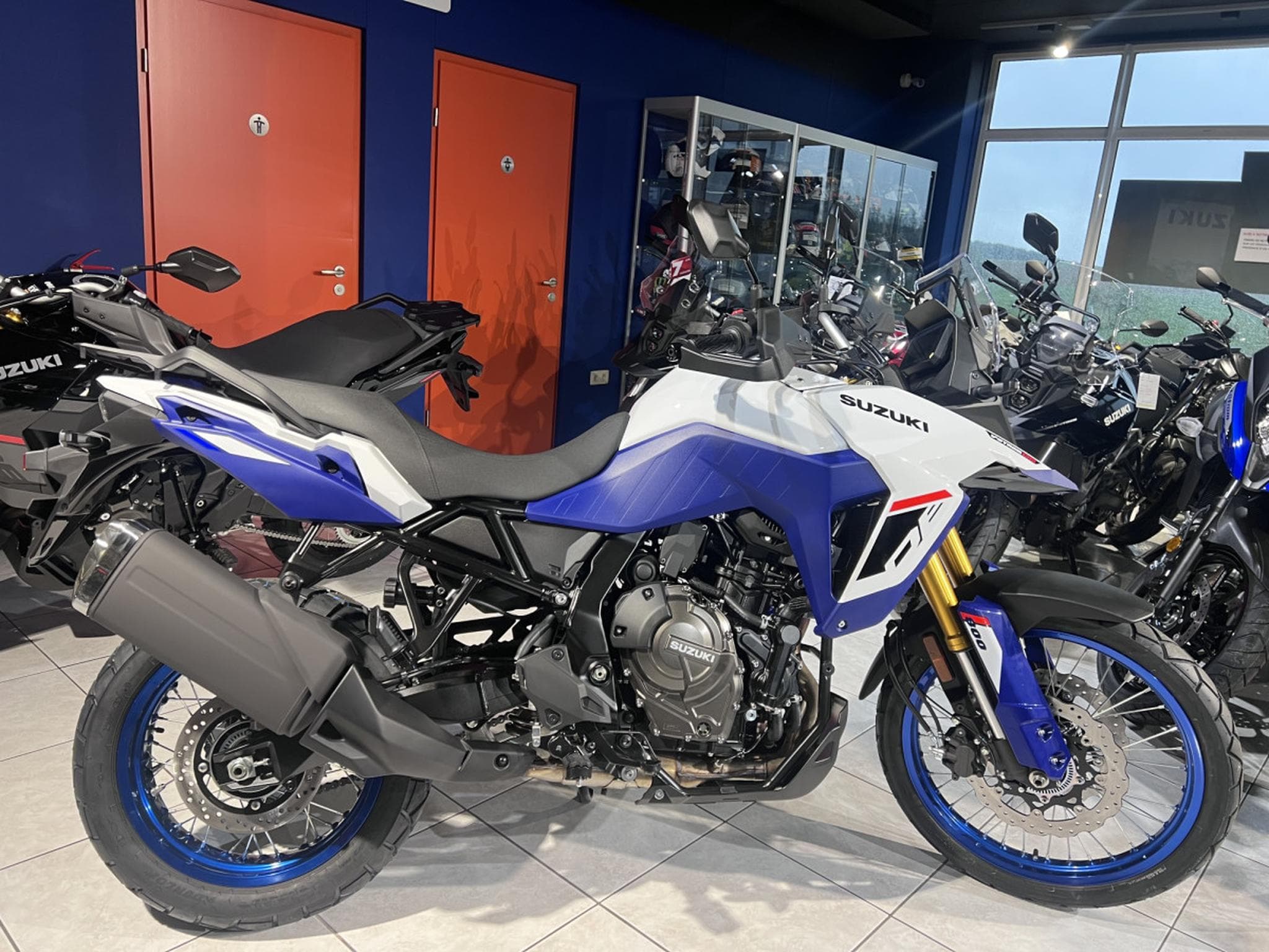 Suzuki V-Strom 1050 DE (2026) - Photo 1