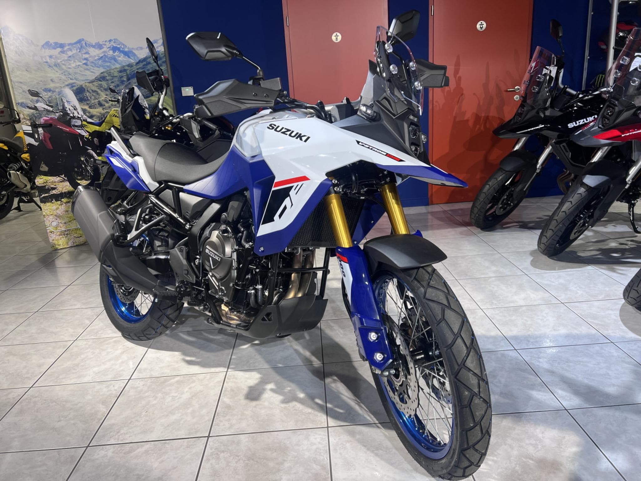 Suzuki V-Strom 1050 DE (2026) - Photo 7