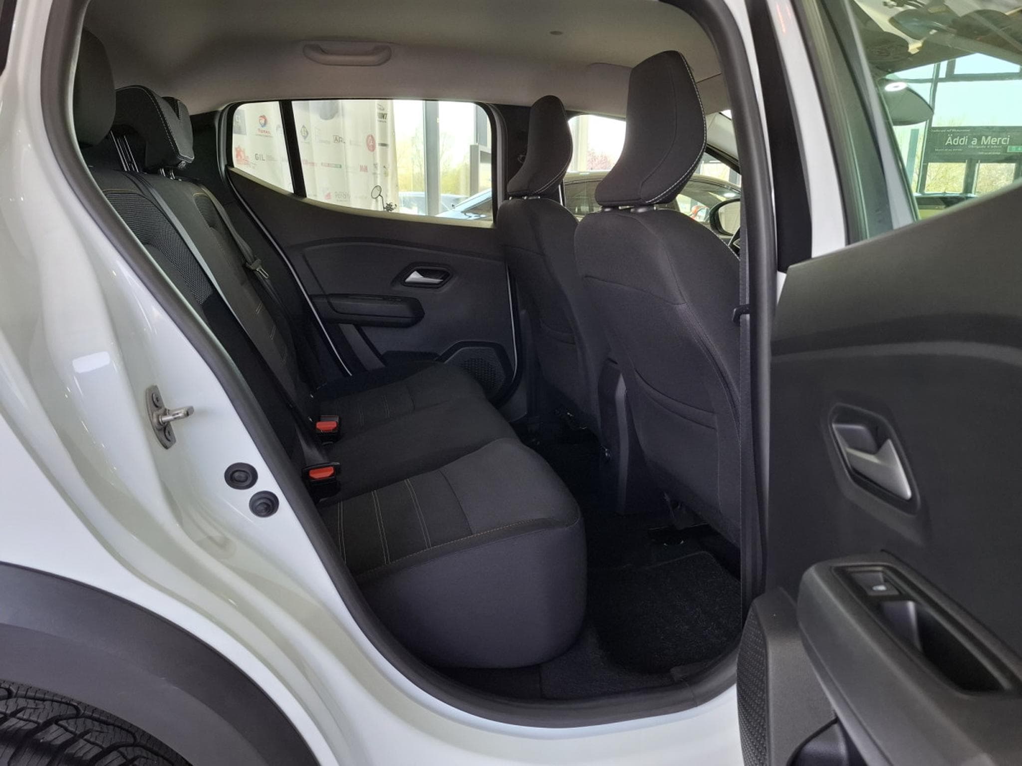 Dacia Sandero 1.0 TCe 90 Stepway, B.Auto., 1 HAND, CAMERA, NAVI, PDC, REGU (2023) - Foto 12