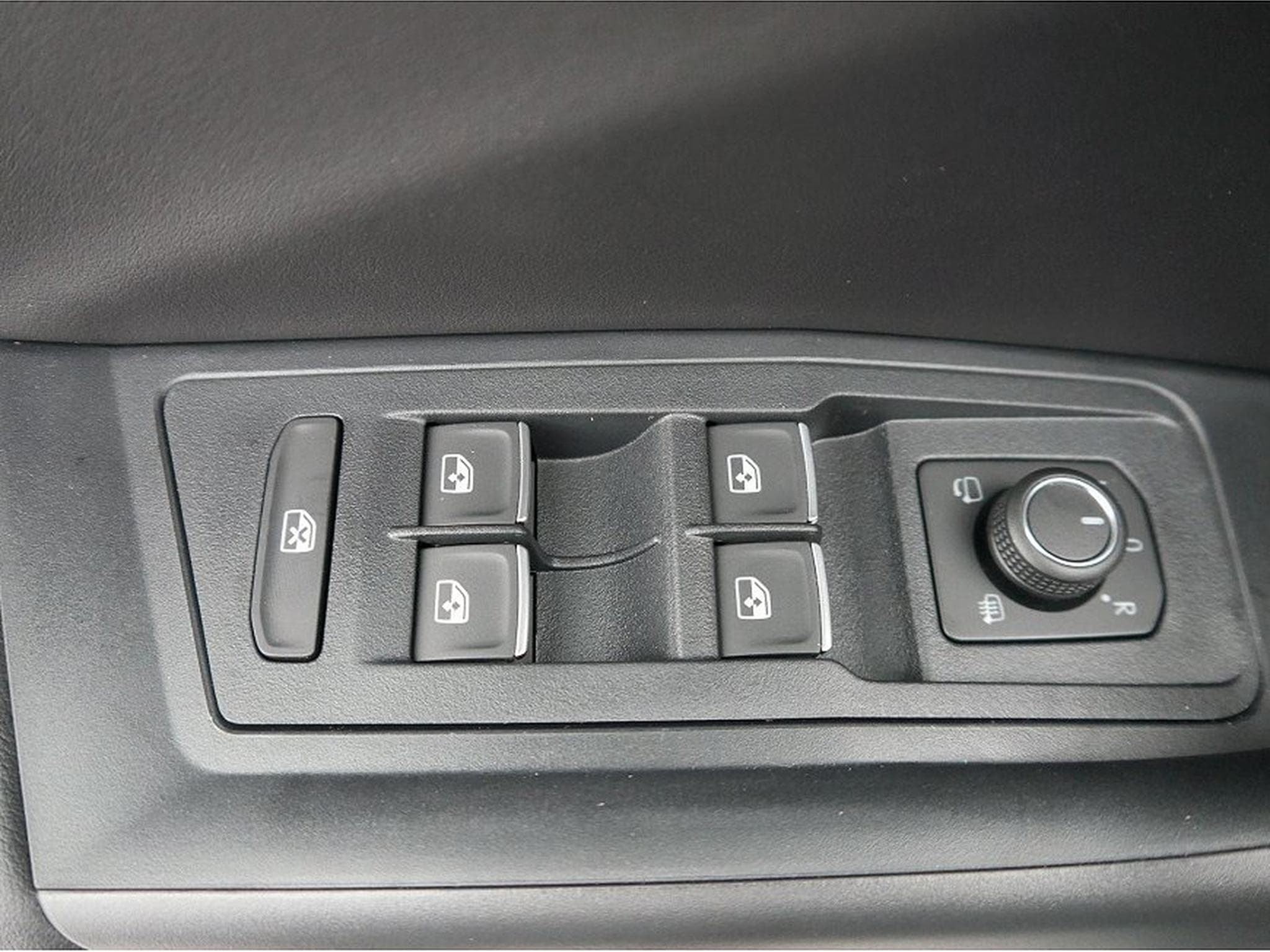 VW T-Roc (2026) - Photo 10