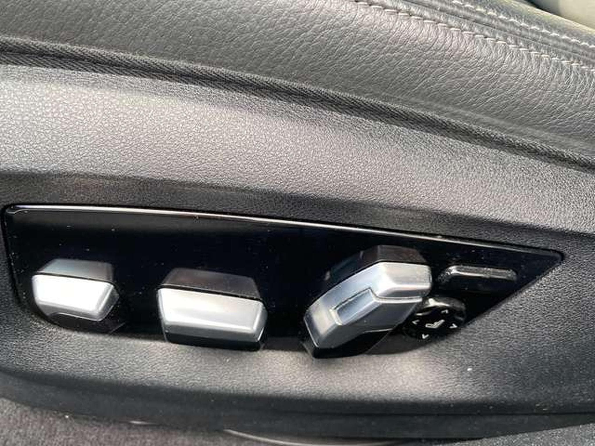 BMW 530 530d Touring LuxuryLine jusqu'à 48mois garantie (2023) - Foto 10